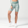 squatwolf-workout-clothes-infinity-stripe-seamless-shorts-black-gym-shorts-for-women