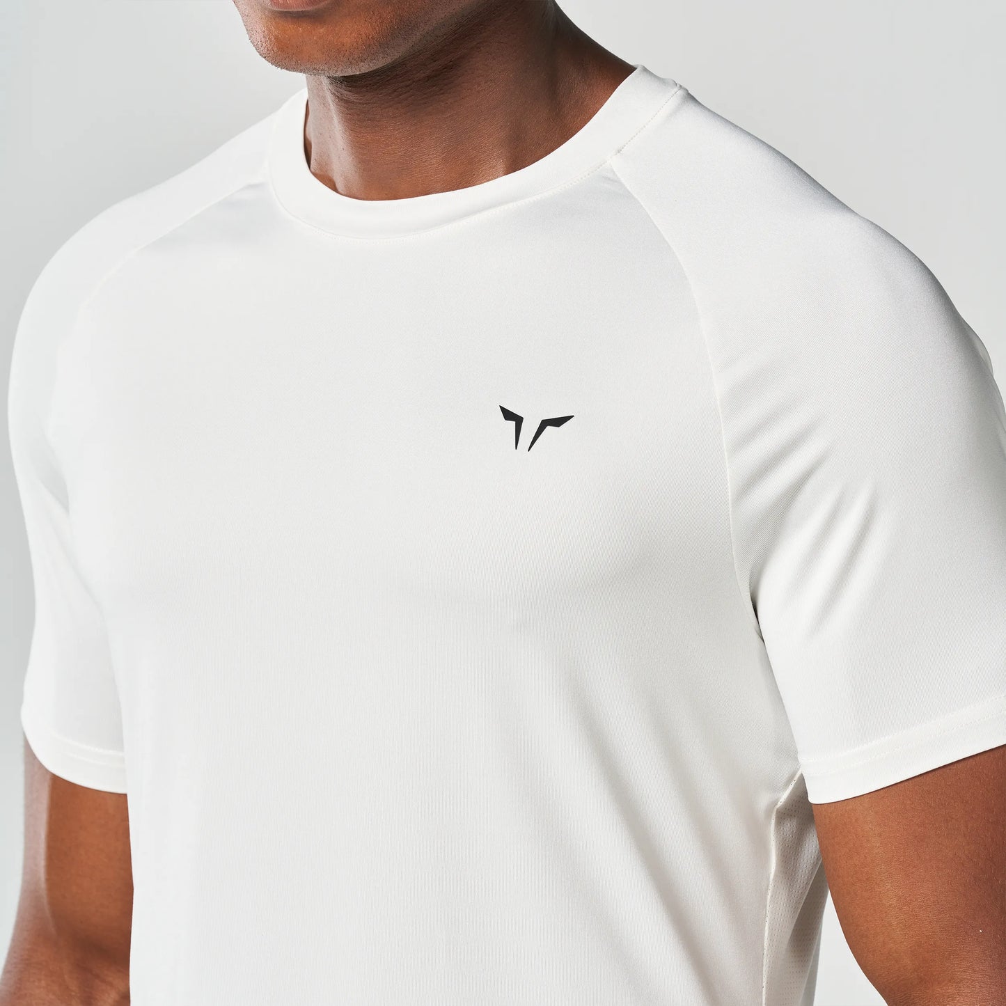 تيشيرت ليمتليس ريزور 2.0 - أبيض لؤلؤي