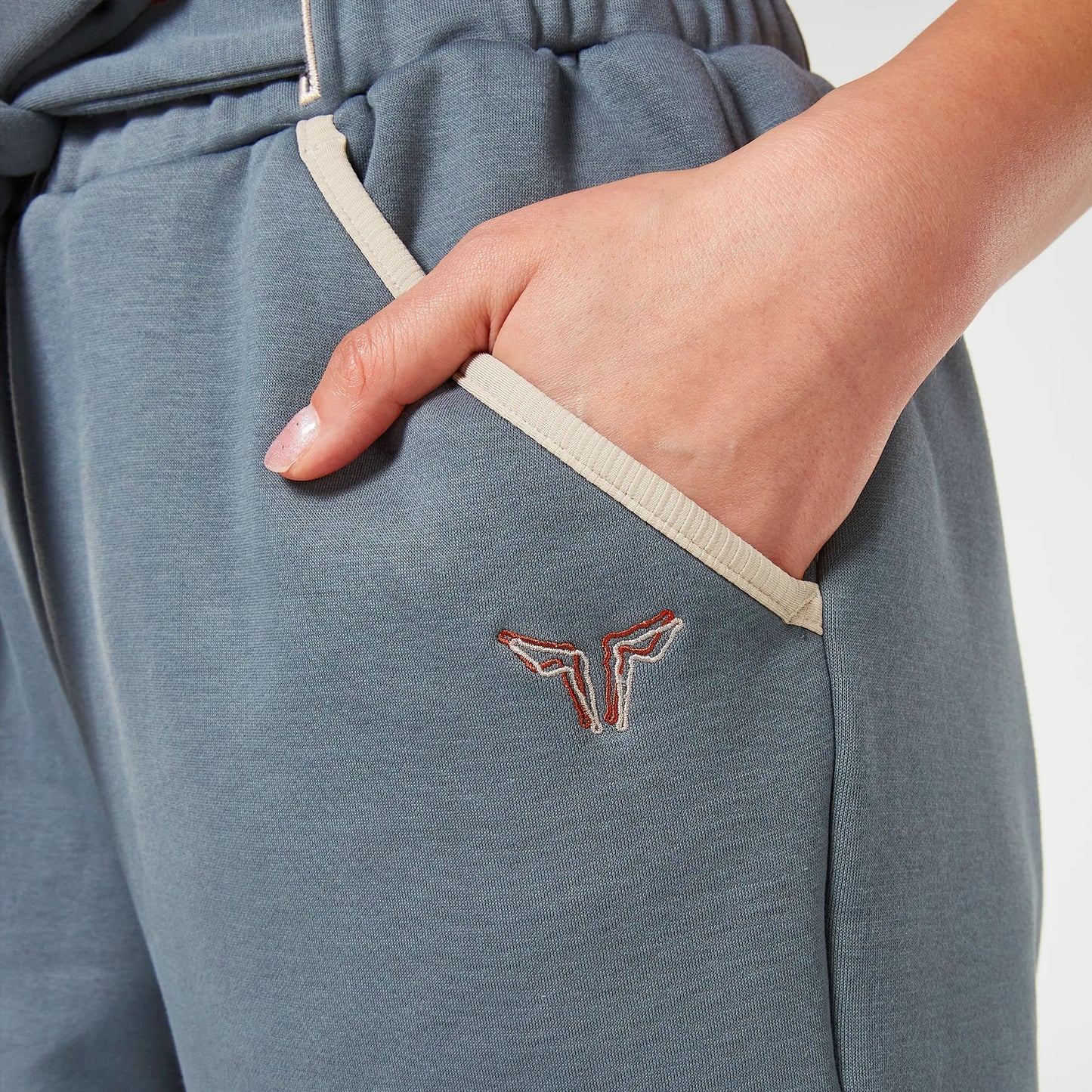 بنطلون ريتروجرايد الرياضي بعقدة كريس كروس - رمادي غامق