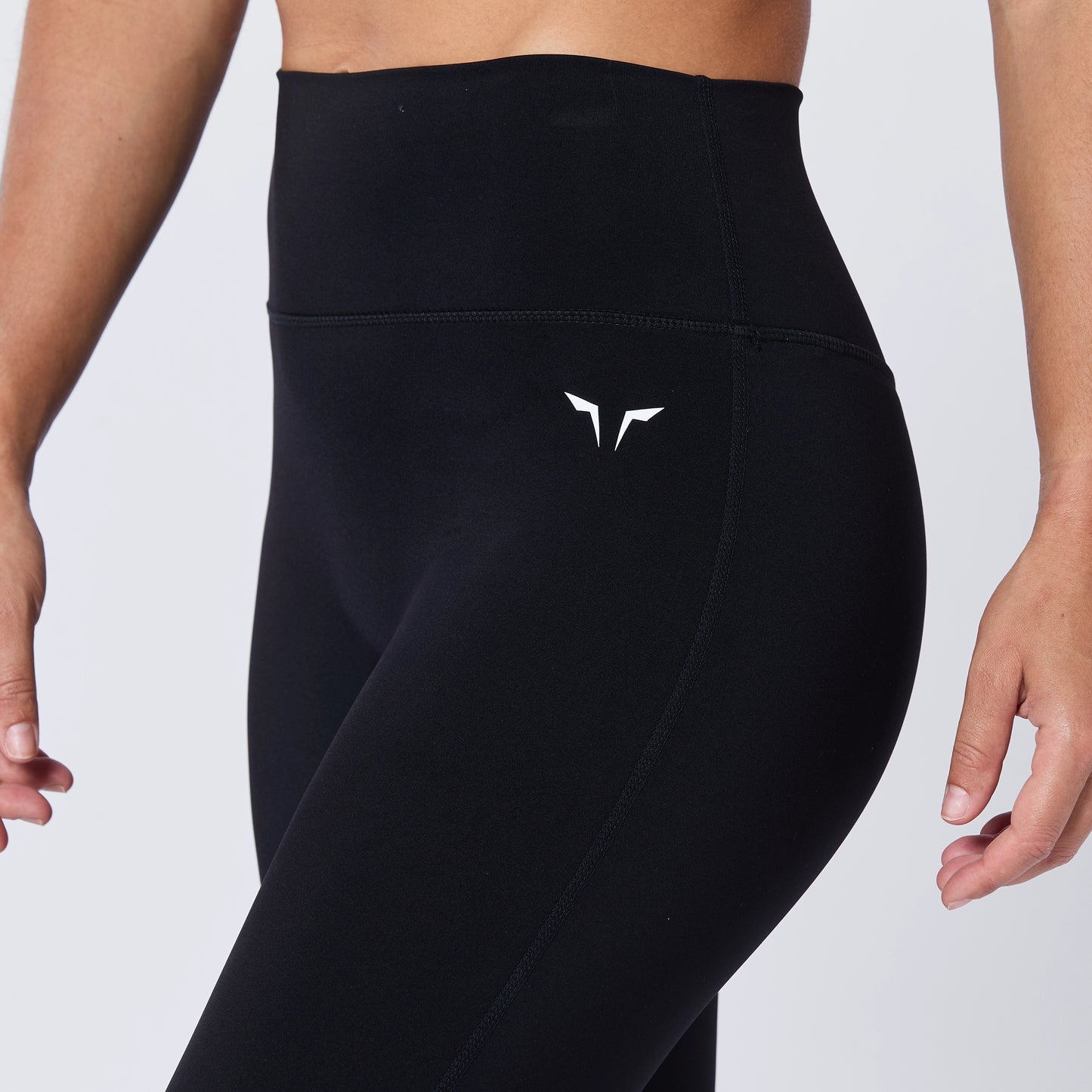 بنطال ضيق أجايل آكت من كور 27 انش - أسود