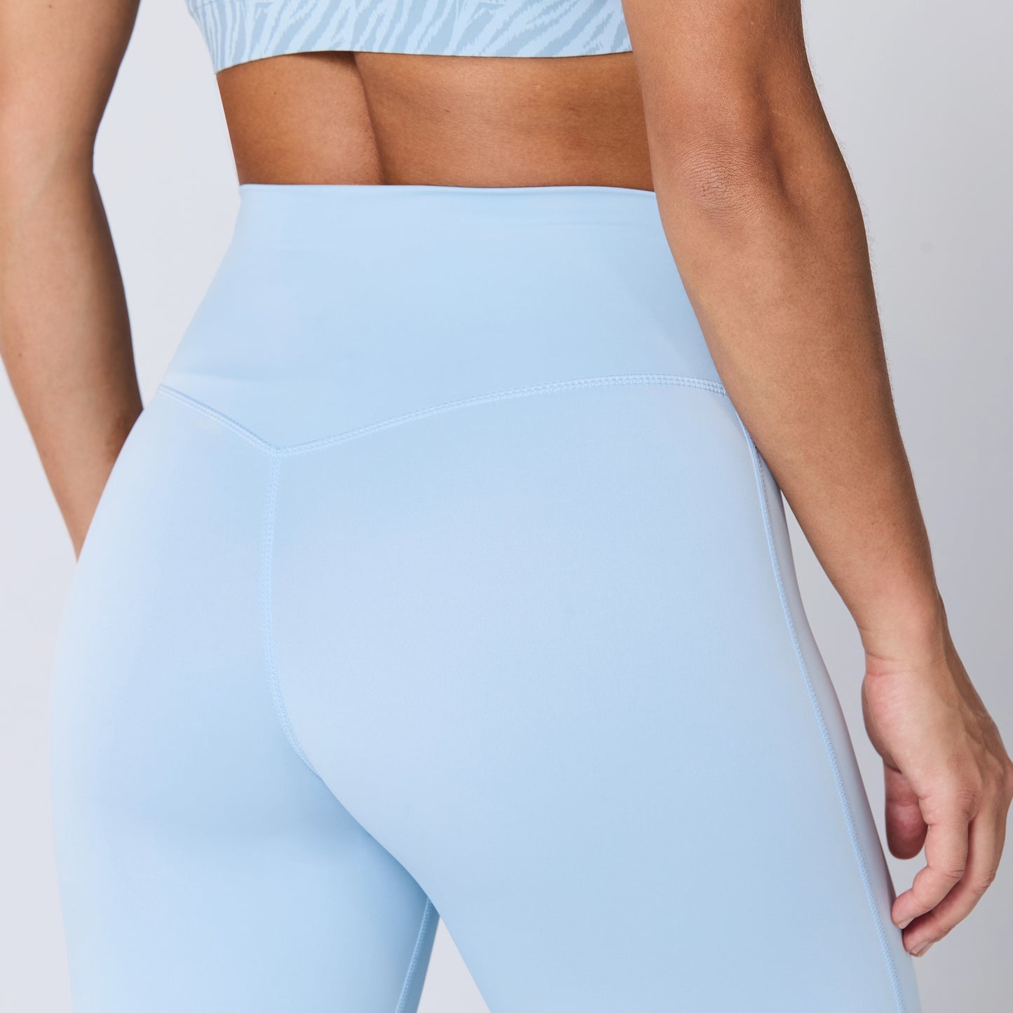 بنطال ضيق أجايل آكت من كور 27 انش - أزرق سماوي