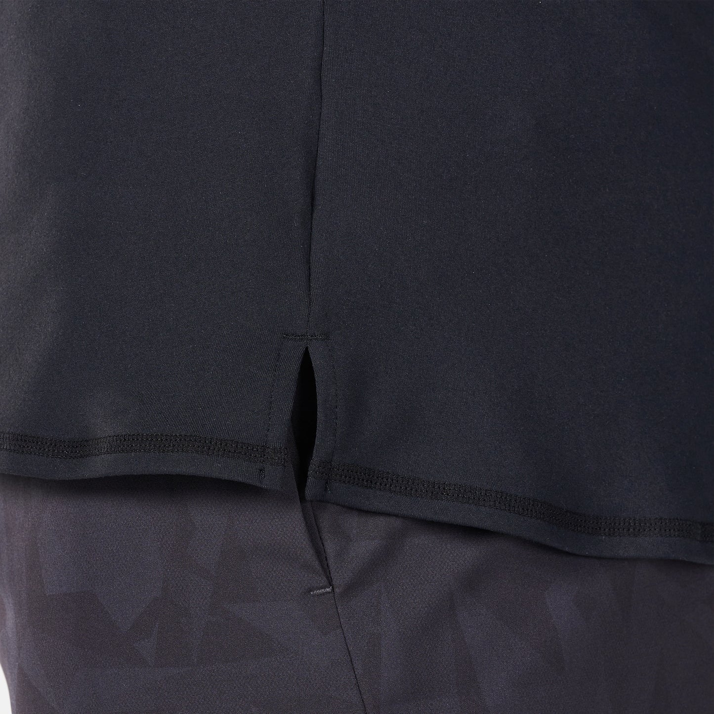 بلوزة ليفت سترينجر 2.0 - أسود