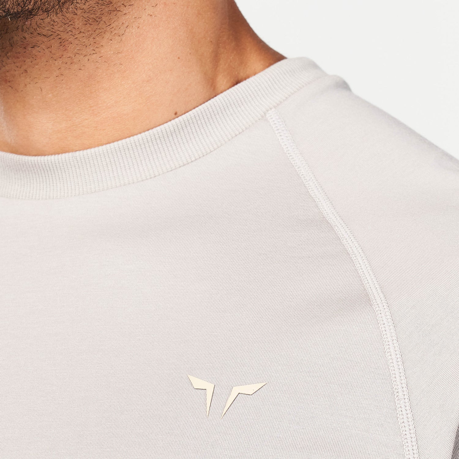 squatwolf-gym-wear-golden-era-raglan-muscle-tee-paloma-workout-shirts-for-men