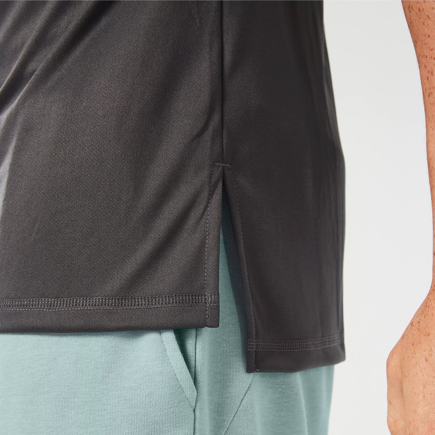 squatwolf-gym-wear-essential-contrast-tee-asphalt-workout-shirts-for-men