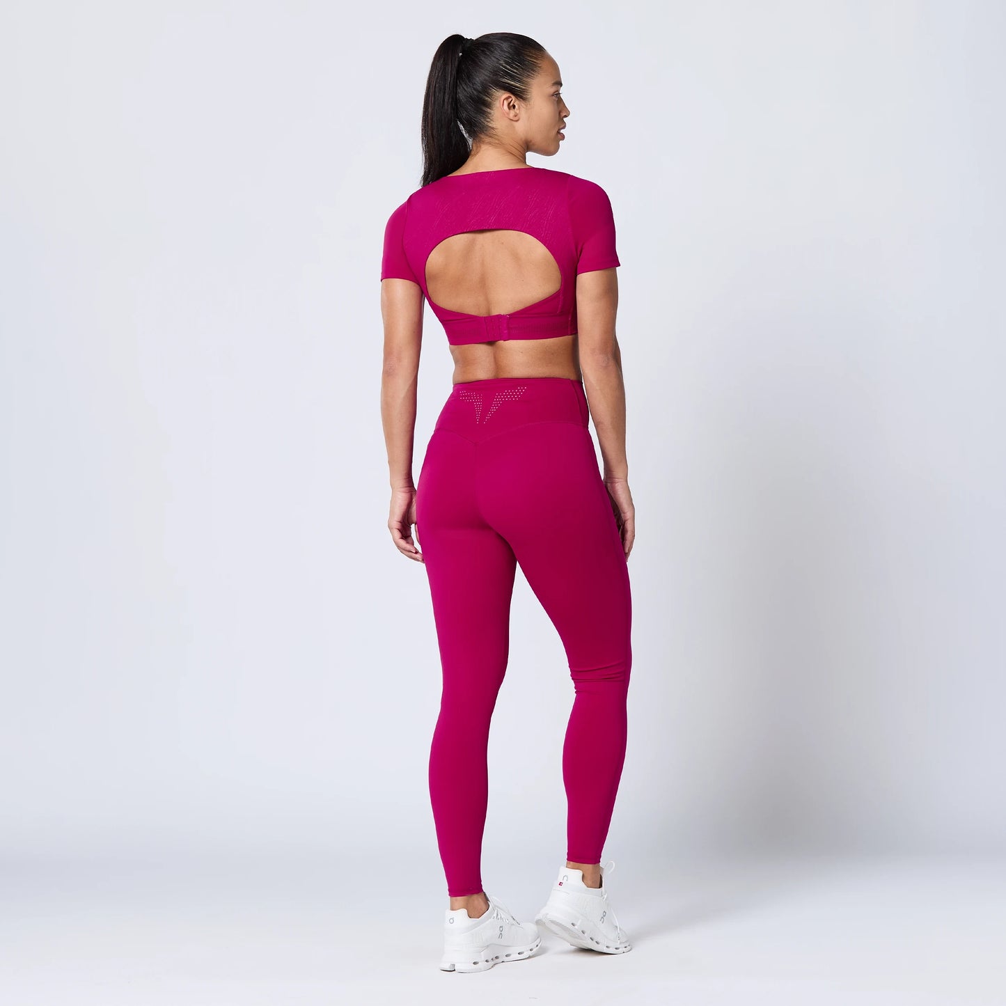 توب ضد الانزلاق مع حمالة صدر عالية التحمل - كرزي