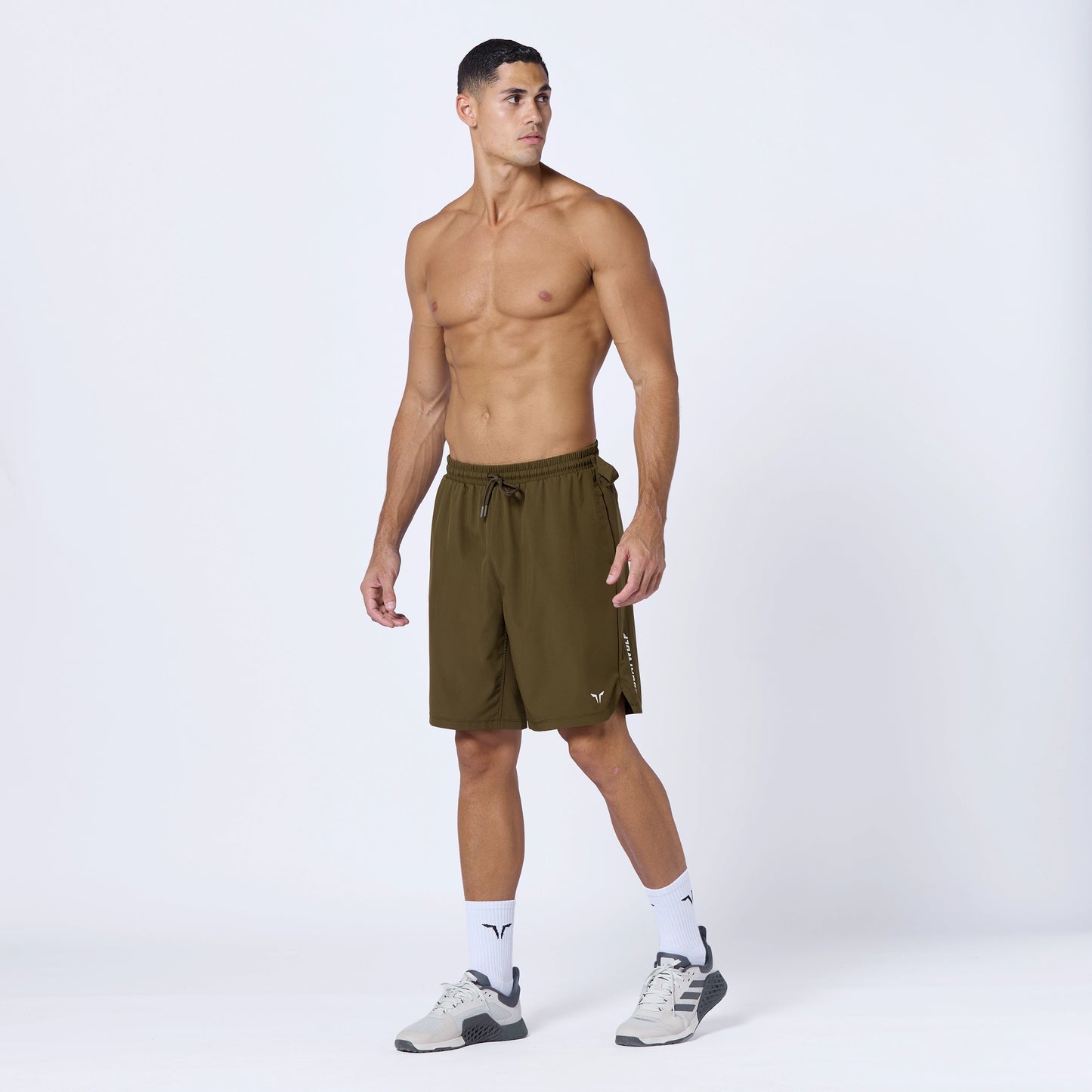 شورت فاونديشن 9"- زيتوني داكن