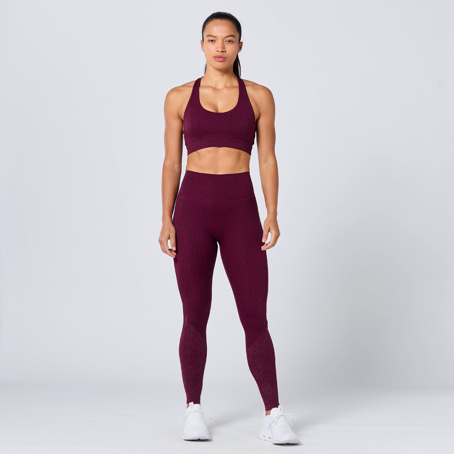 لقينز مقاومة للإنزلاق 27 انش - كرزي داكن