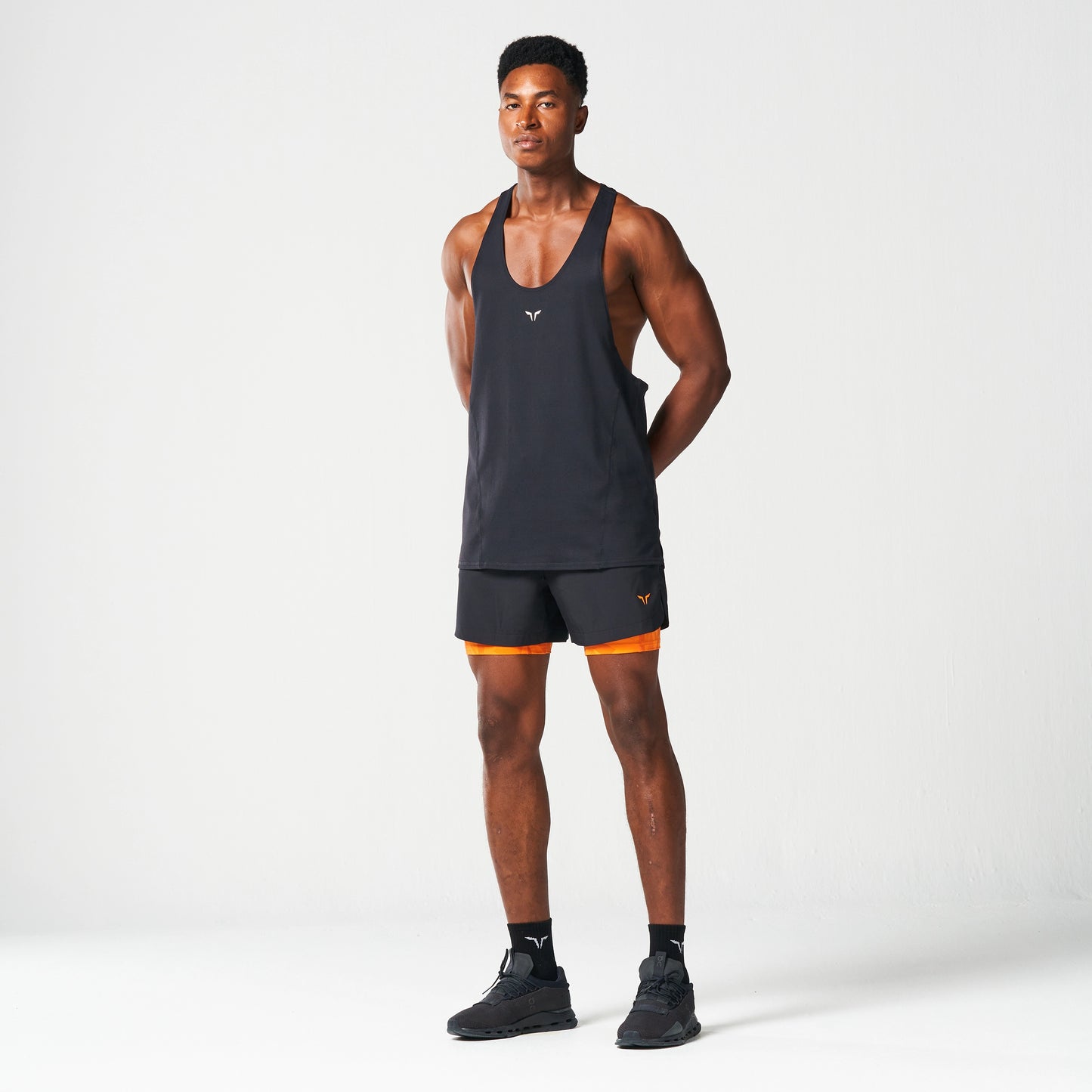 بلوزة نيكست جين سترينجر 2.0- أسود