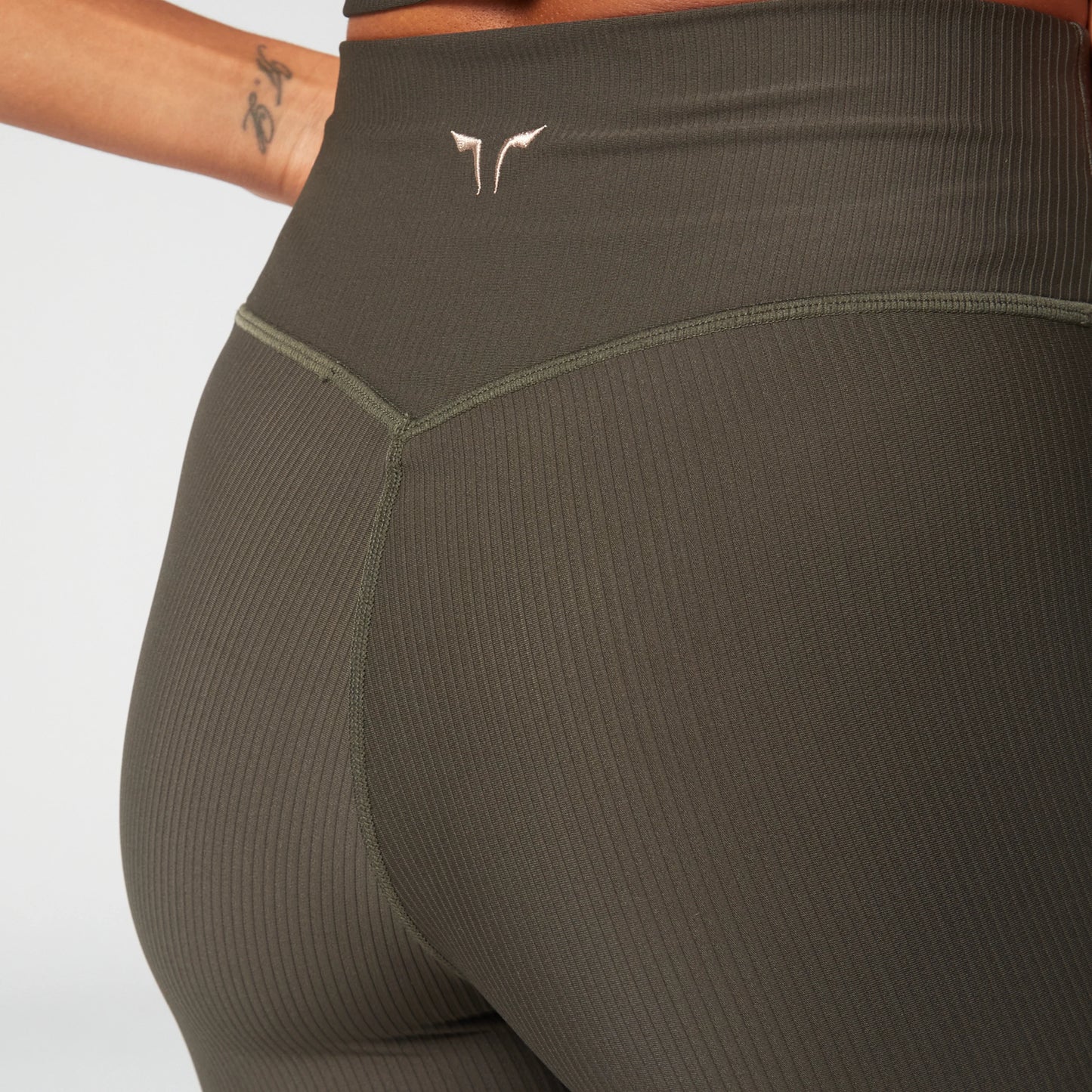 squatwolf-workout-clothes-code-ribbed-biker-shorts-khaki-gym-shorts-for-women