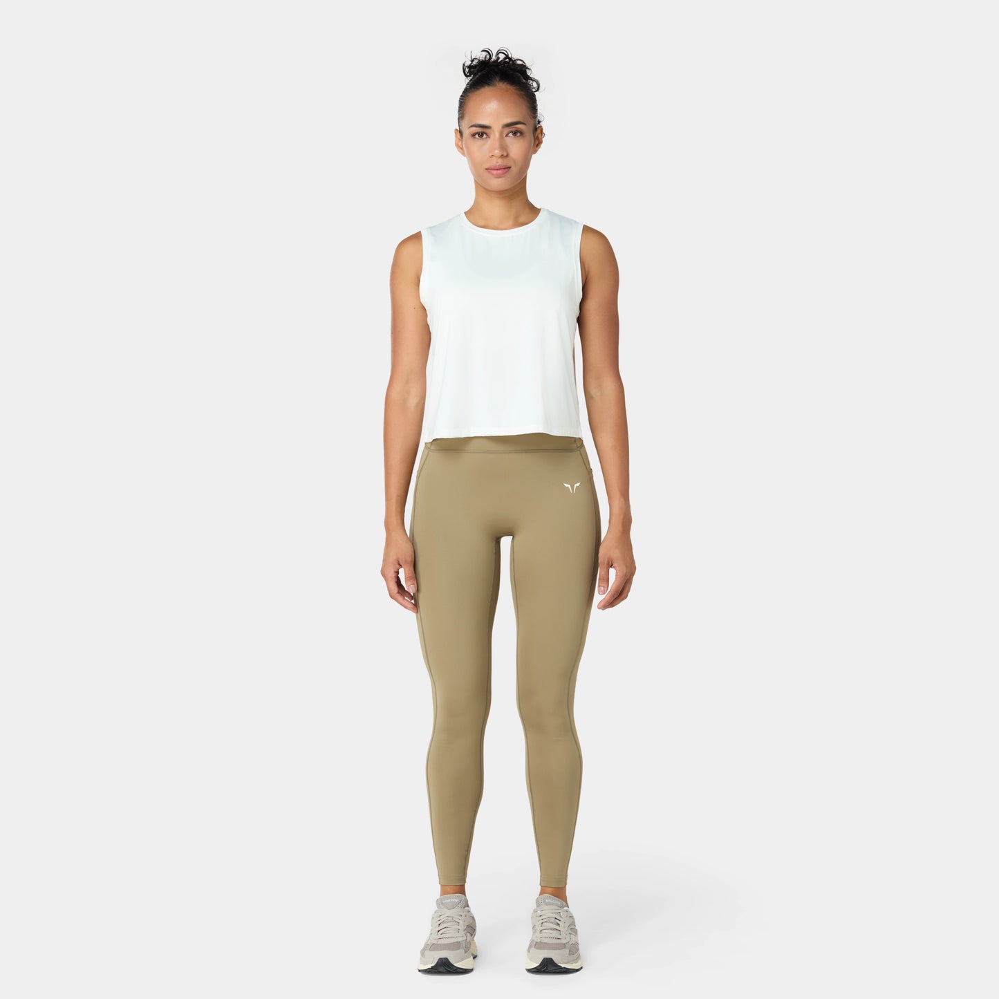 تانك خفيف - أبيض لؤلؤي