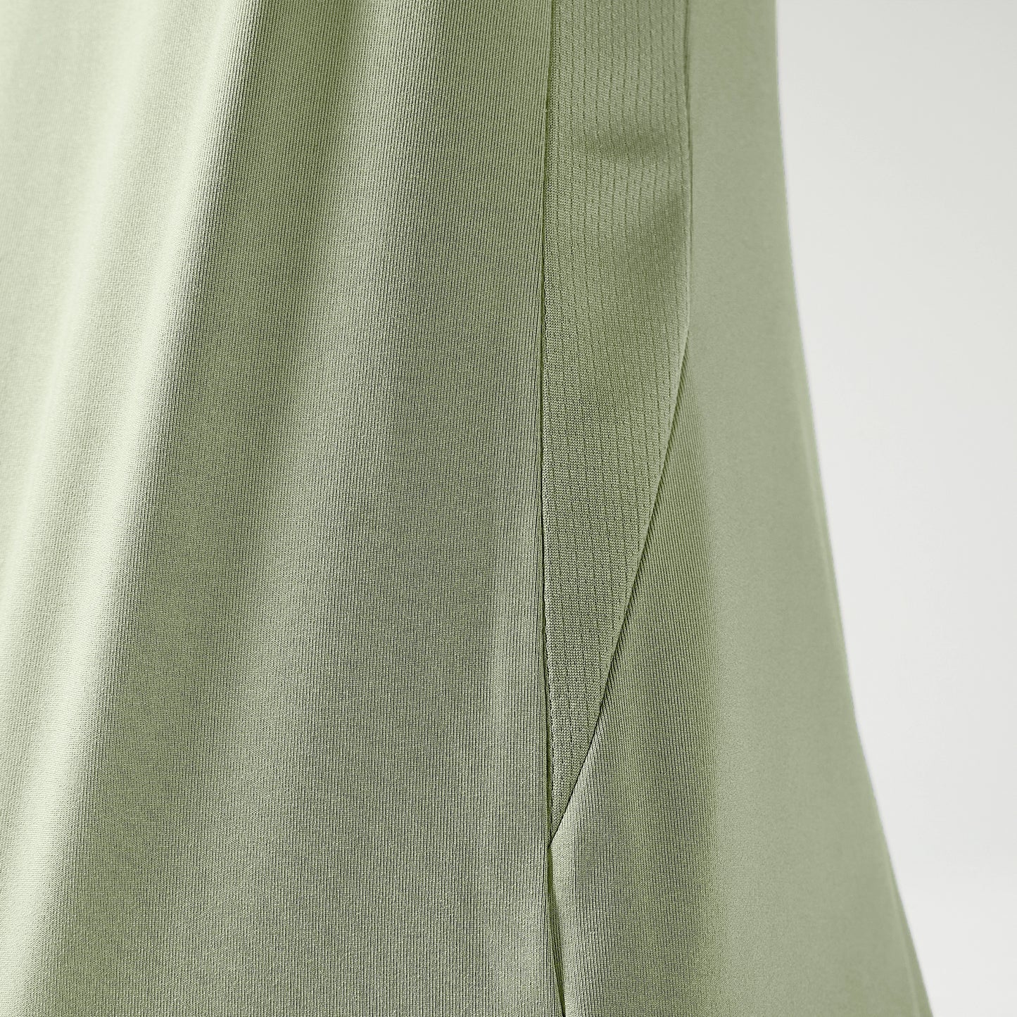 Essential Relaxed Fit T-shirt - Desert Sage