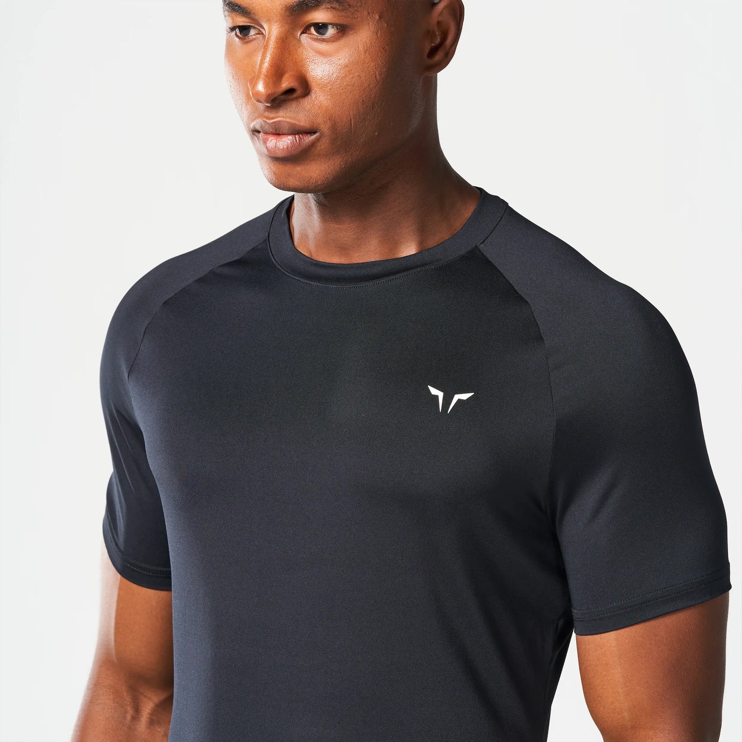 تيشيرت ليمتليس ريزور 2.0 - أسود