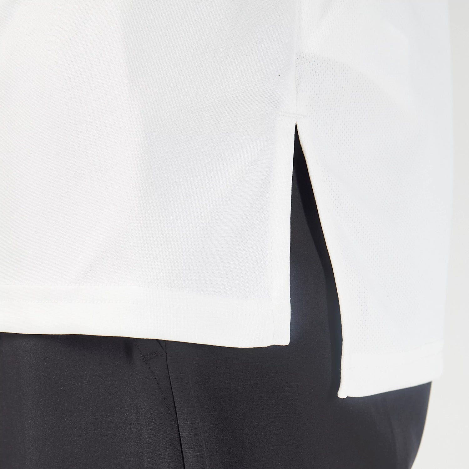 squatwolf-gym-wear-essential-agility-long-sleeves-tee-pearl-white-workout-shirts-for-men