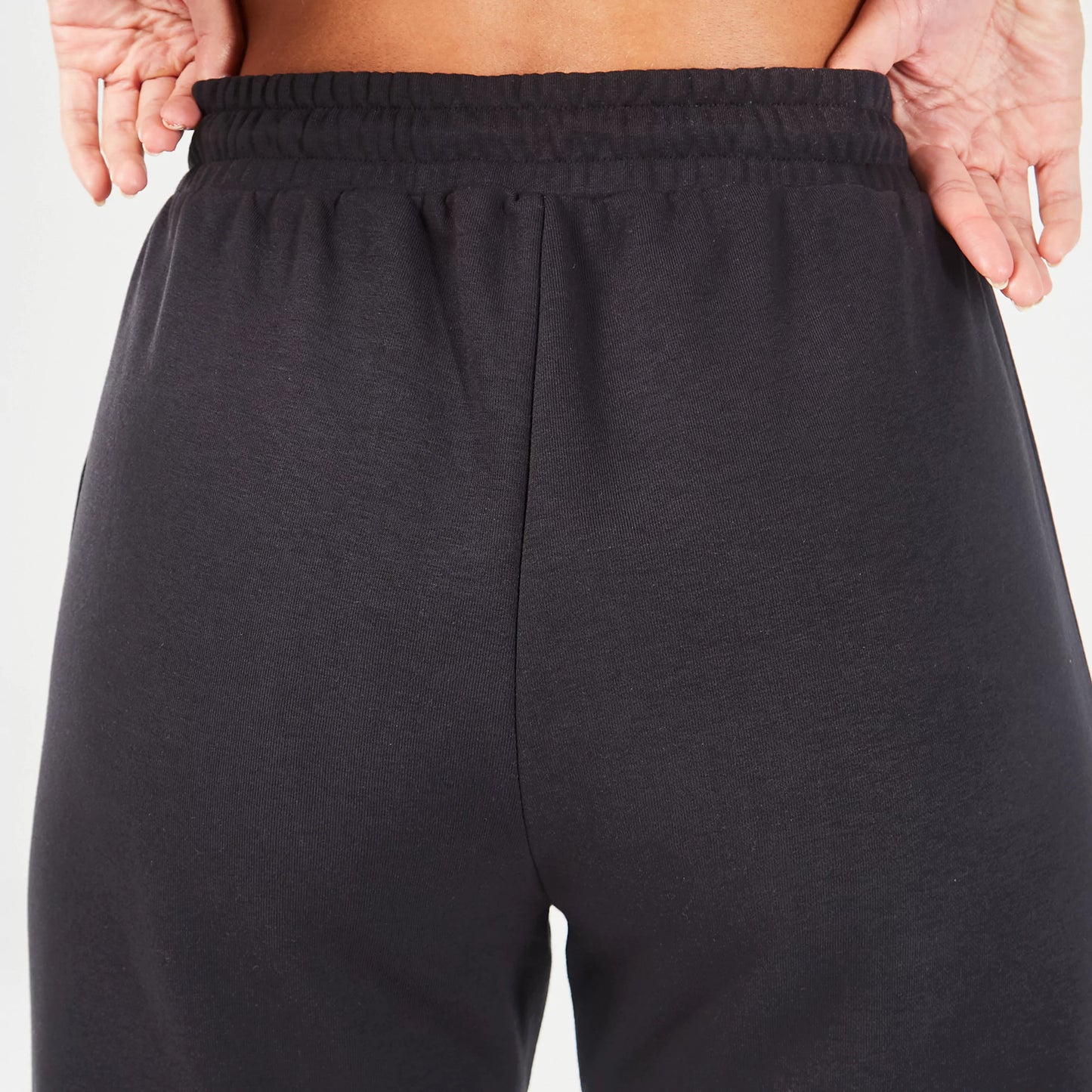 squatwolf-workout-clothes-essential-relaxed-joggers-black-gym-pants-for-women