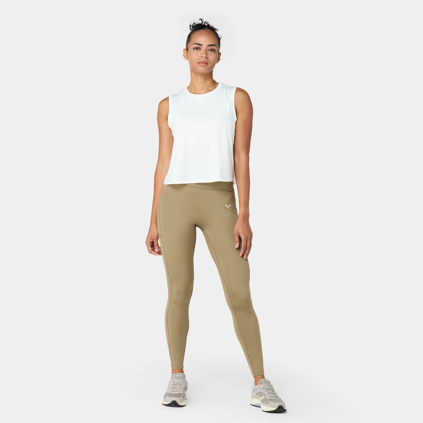 تانك خفيف - أبيض لؤلؤي