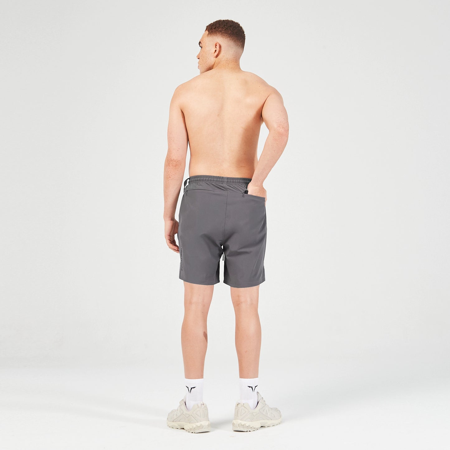 squatwolf-gym-wear-essential-pro-7-inch-shorts-asphalt-workout-short-for-men
