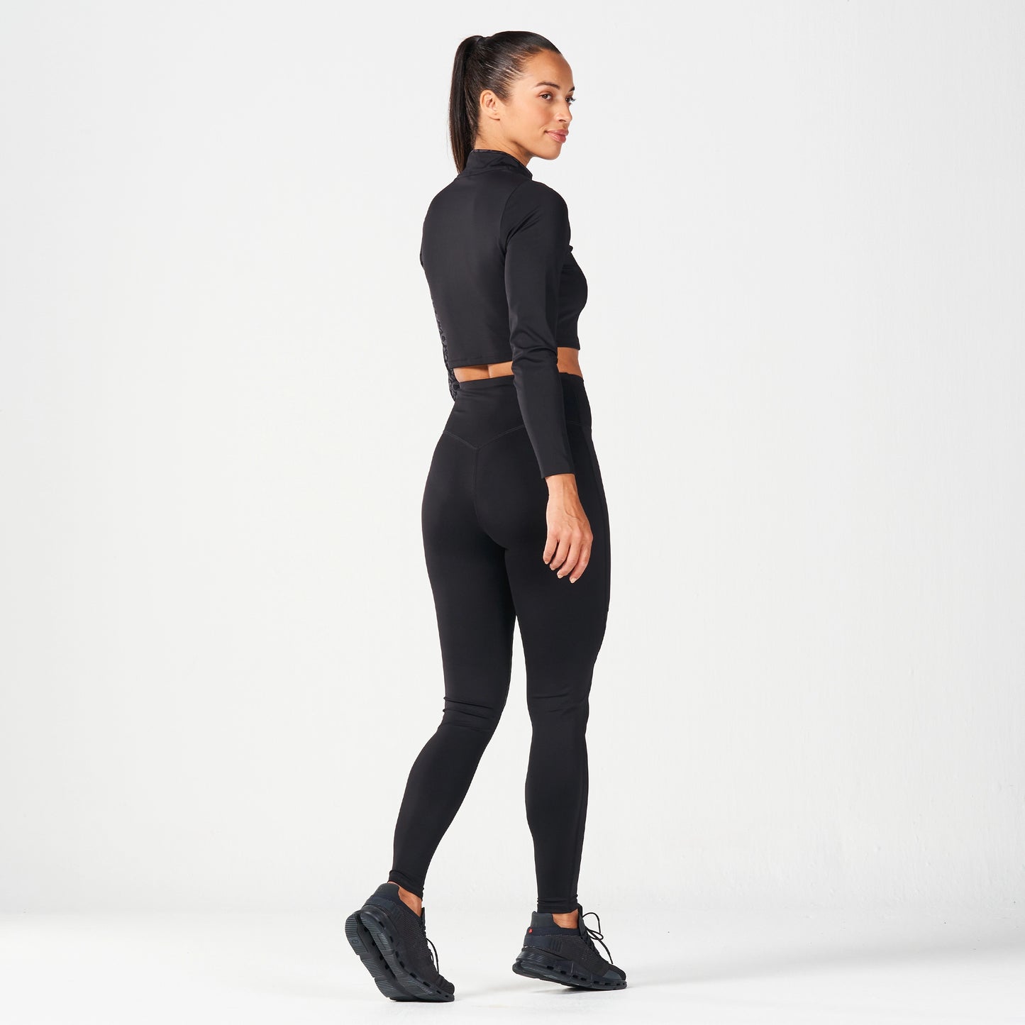 Qtr Zip Untamed Top - Black Print
