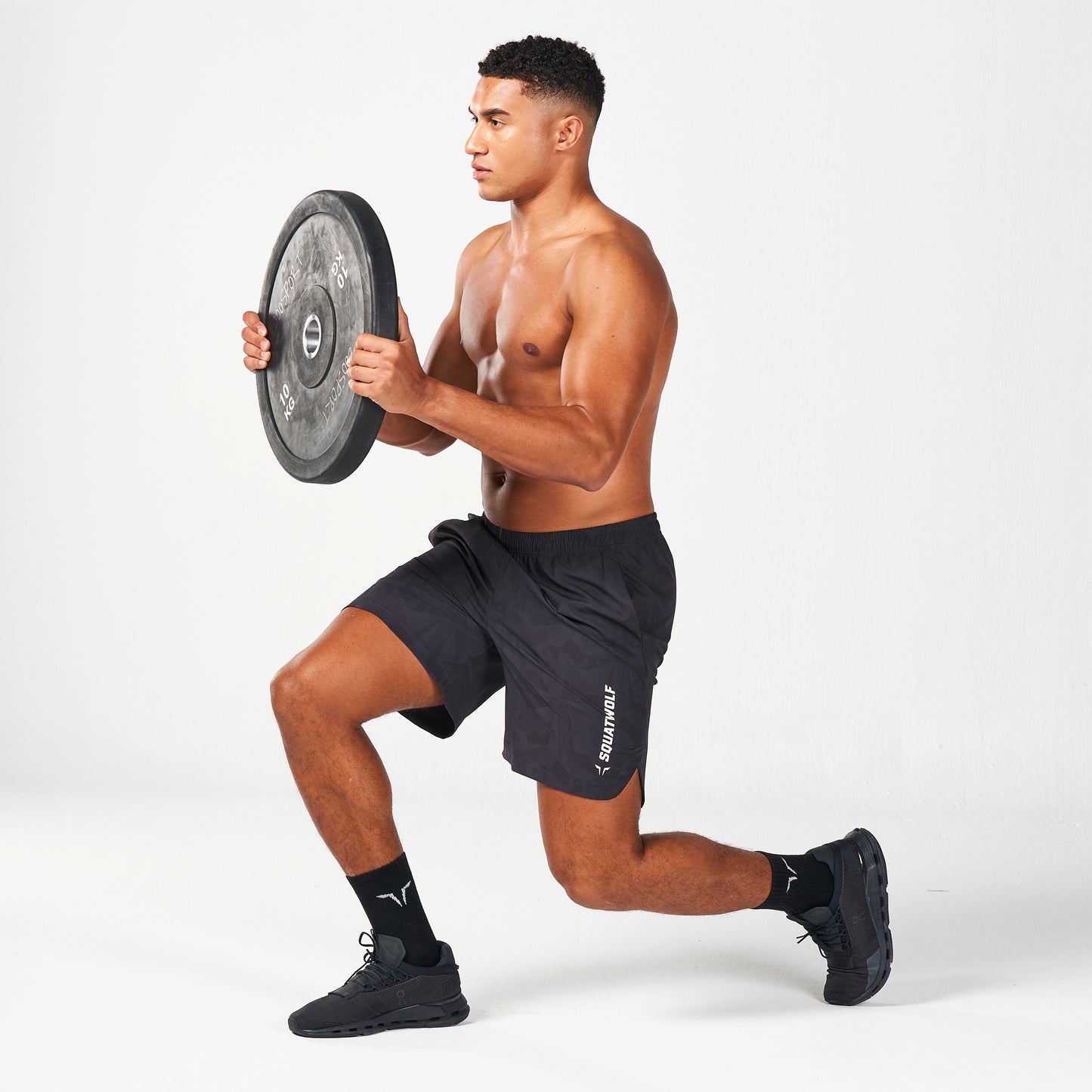 شورت واريور 2.0 بطول 7 بوصة - كامو بنقاط سوداء