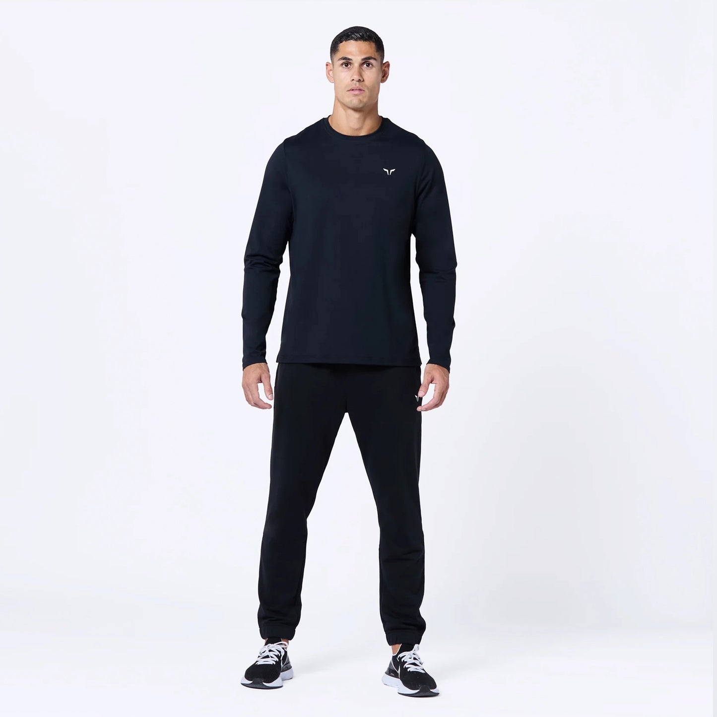 Essential Jogger Pants - Black