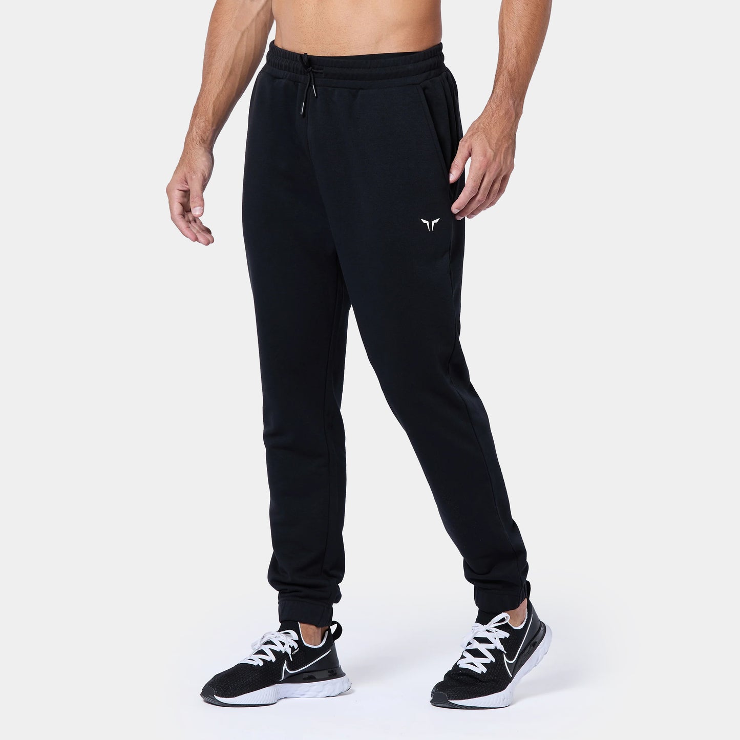 Essential Jogger Pants - Black