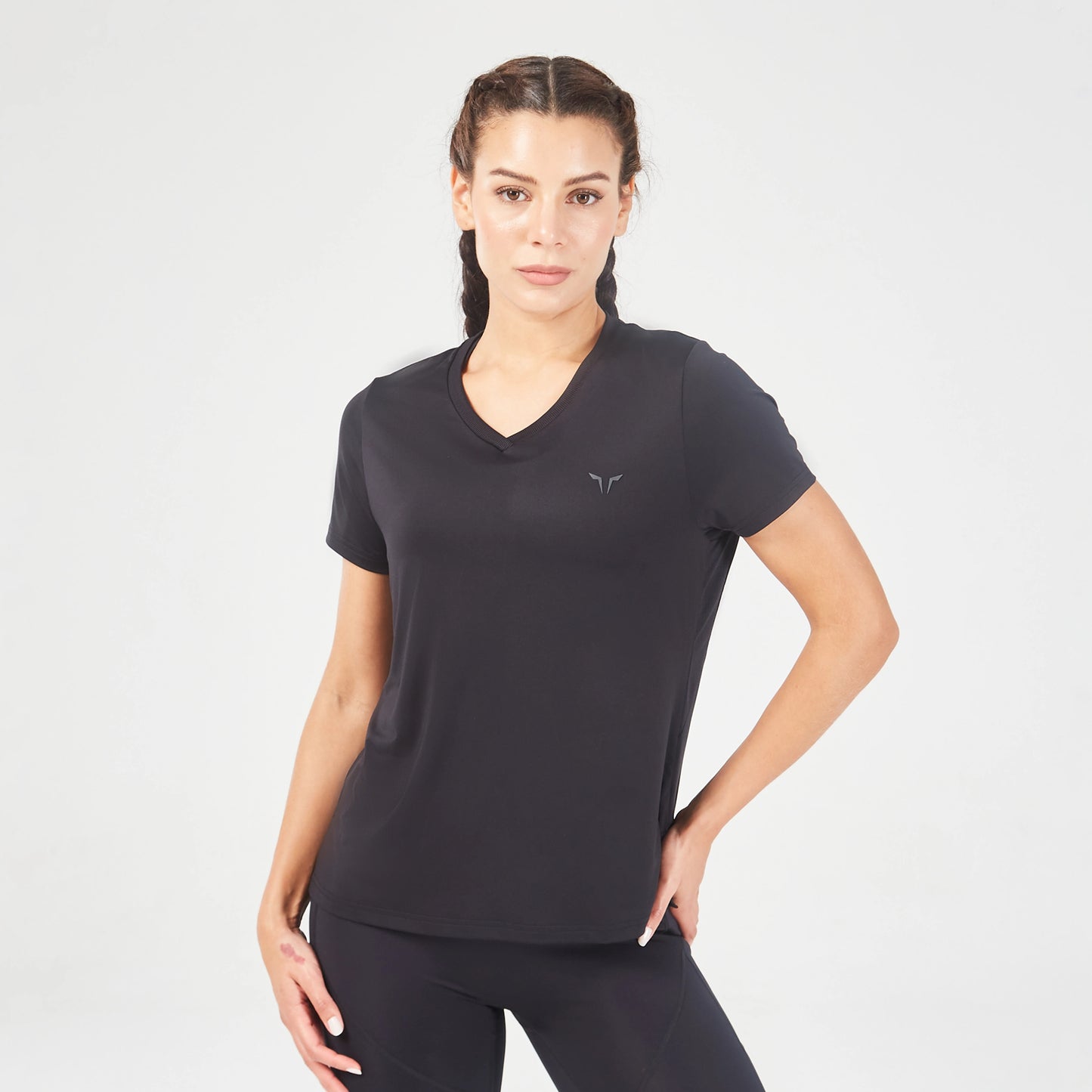 squatwolf-workout-clothes-essential-v-neck-tee-black-gym-t-shirts-for-women