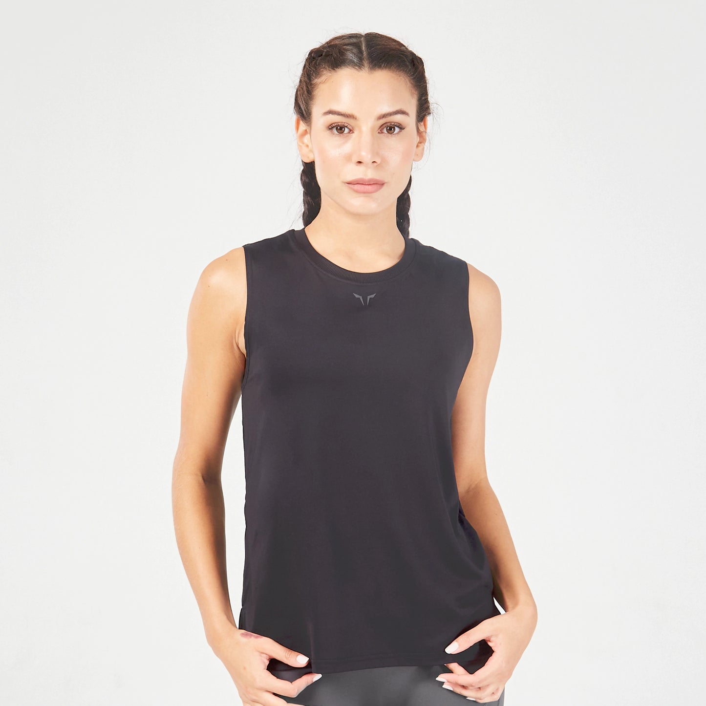 squatwolf-workout-clothes-essential-crew-tank-black-gym-tank-tops-for-women