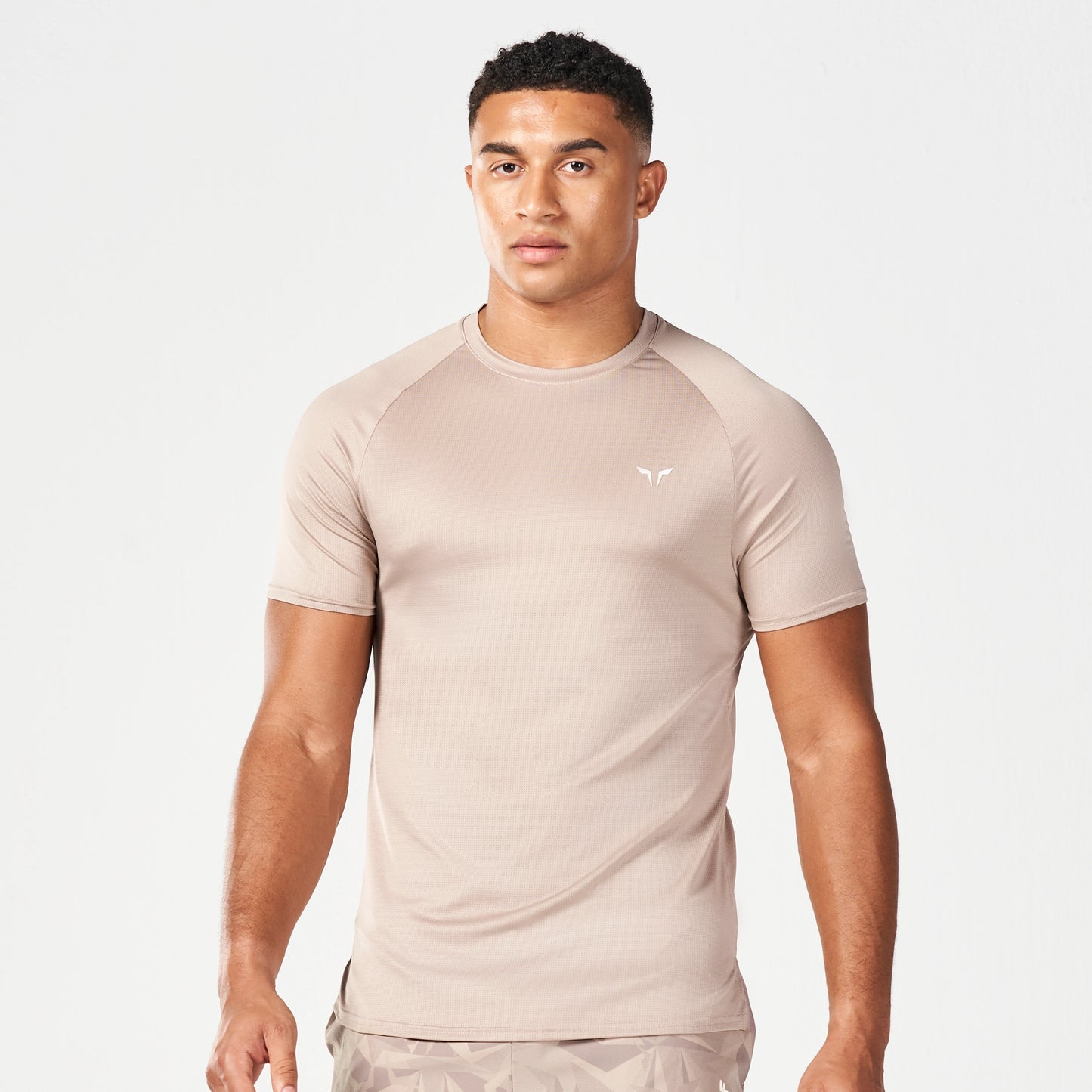 تيشيرت 2.0 من قماش شبكي من كور - ترابي