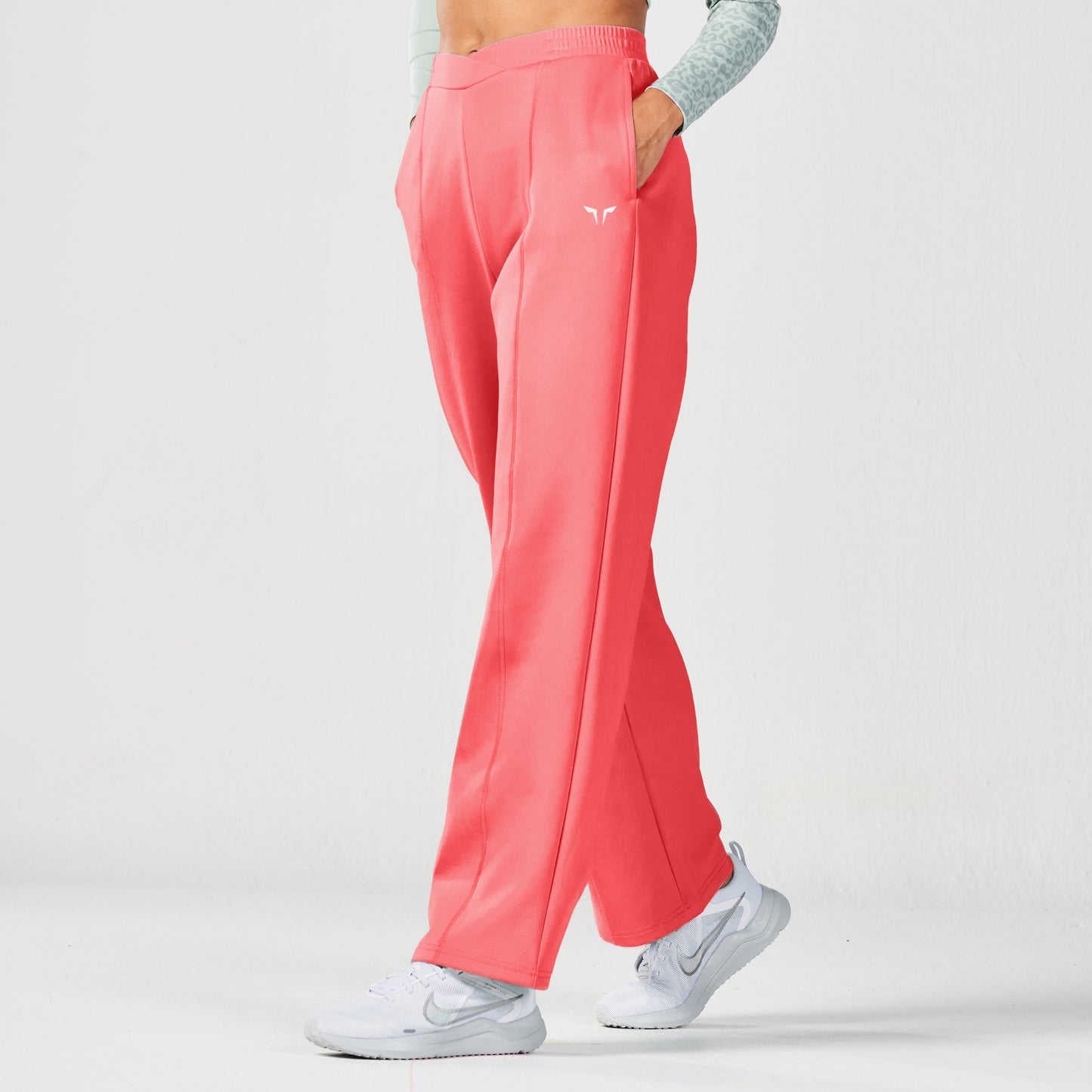 Crossover Straight Pants - Cayenne