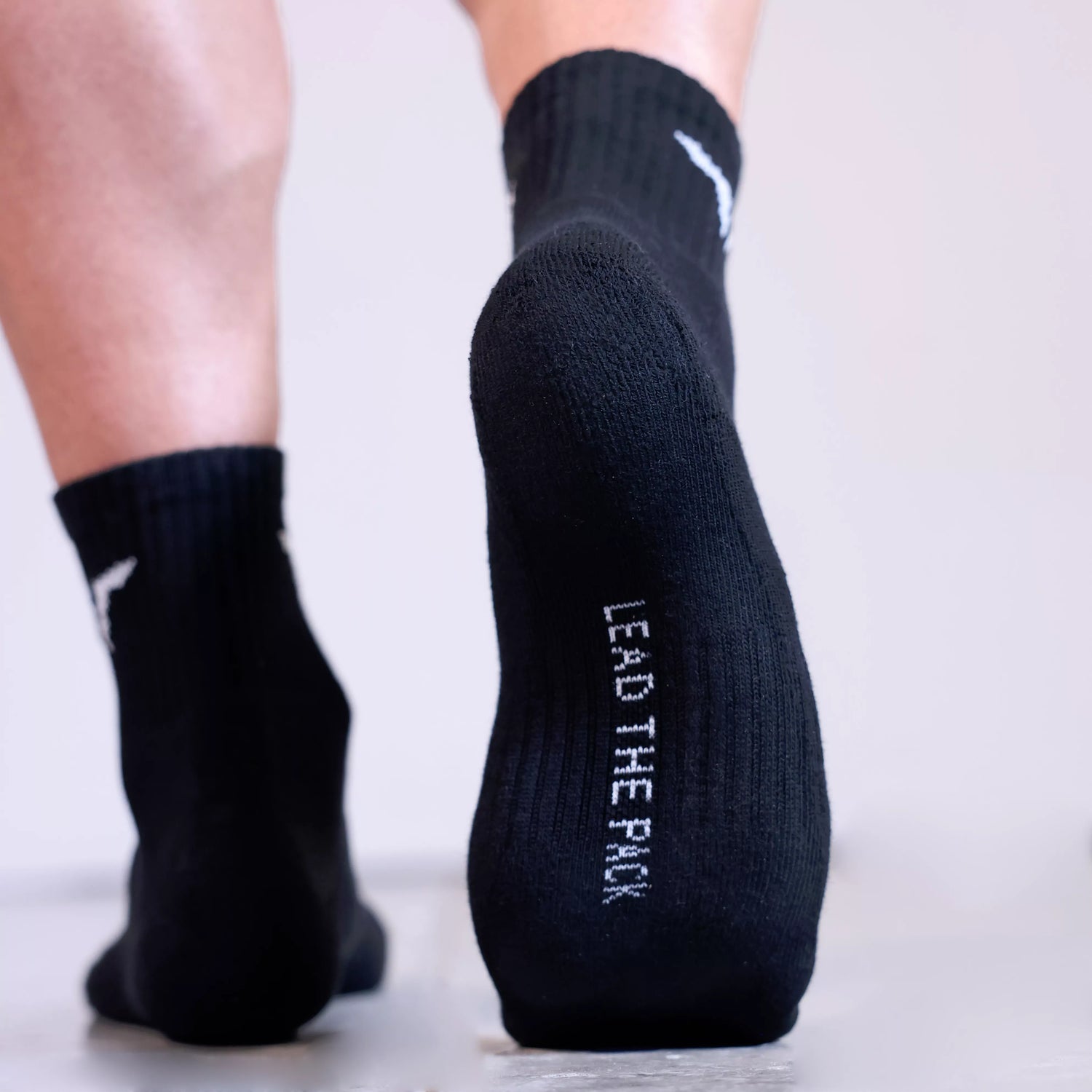squatwolf-gym-wear-pack-of-3-ankle-socks-onyx-workout