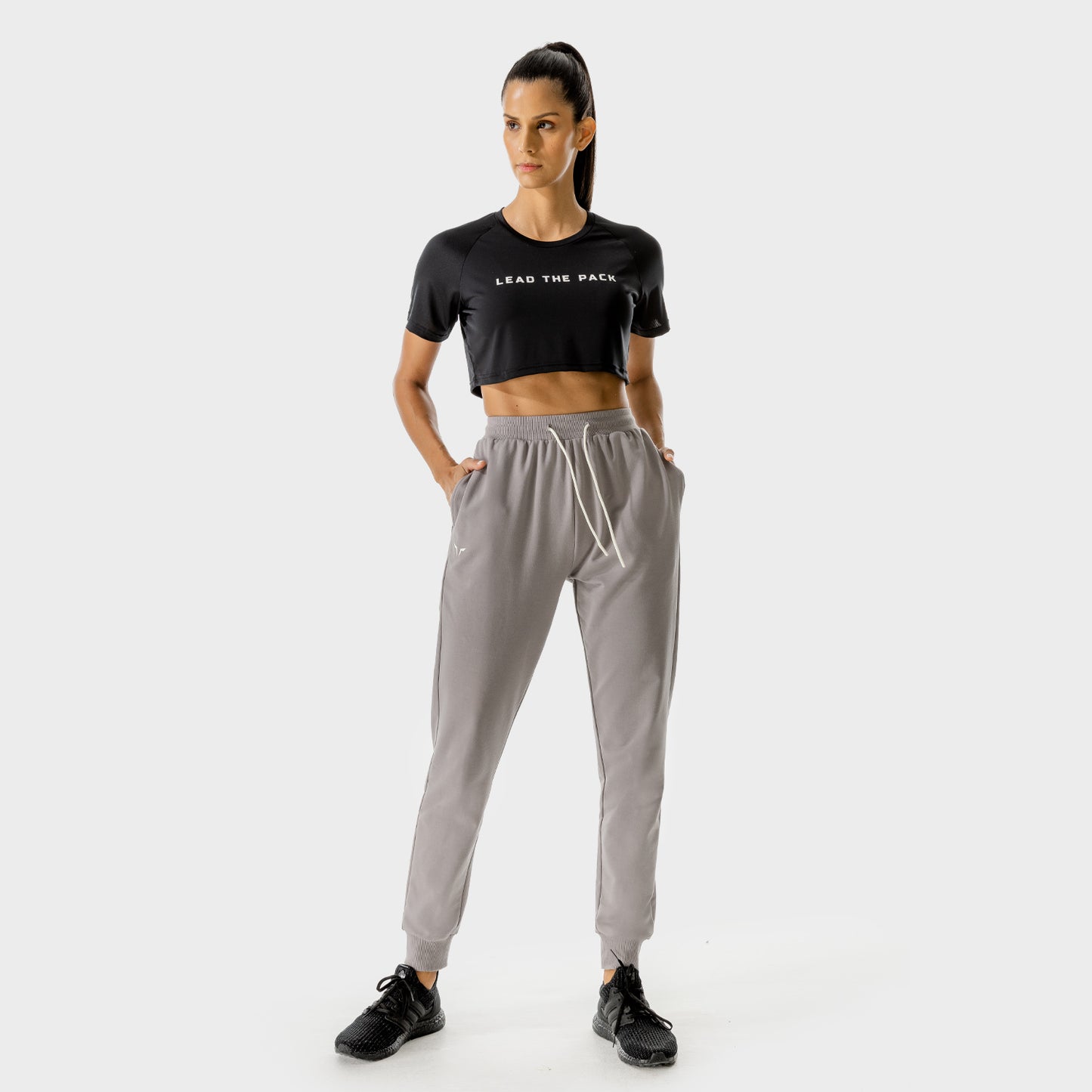 squatwolf-gym-t-shirts-for-women-lab-360-crop-tee-black-workout-clothes
