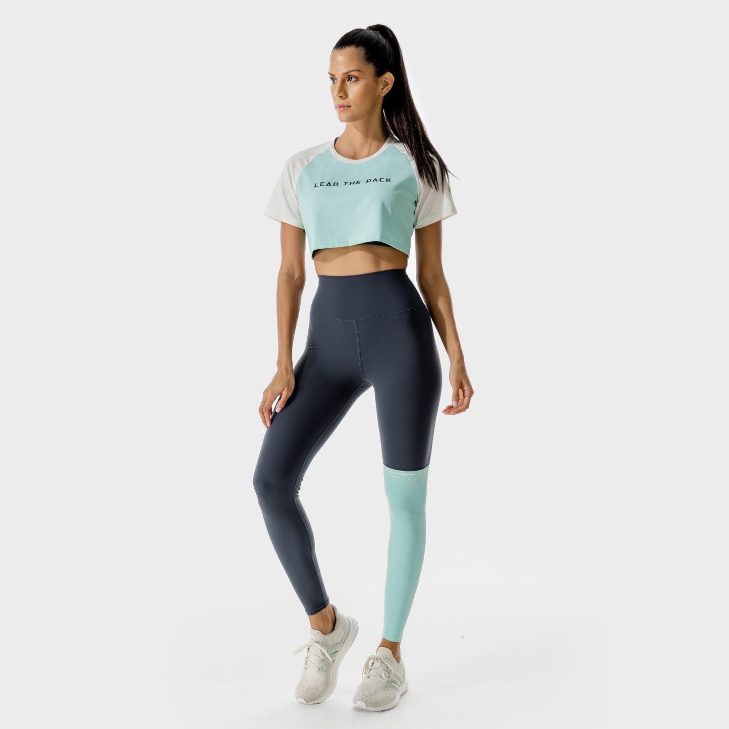 squatwolf-gym-t-shirts-for-women-lab-360-crop-tee-pastel-turquoise-workout-clothes