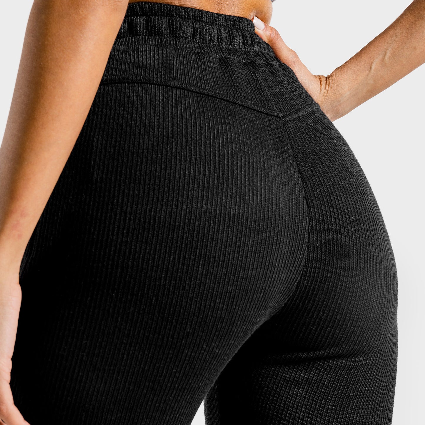 squatwolf-pants-for-women-luxe-joggers-black-gym-workout-clothes