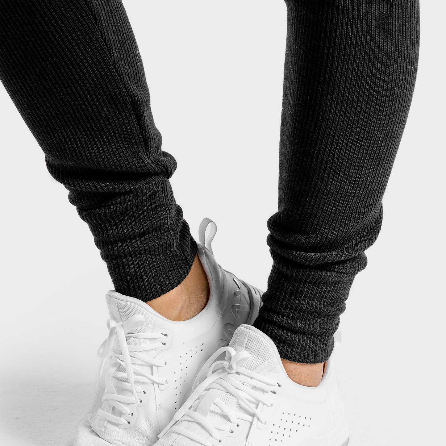 squatwolf-pants-for-women-luxe-joggers-black-gym-workout-clothes
