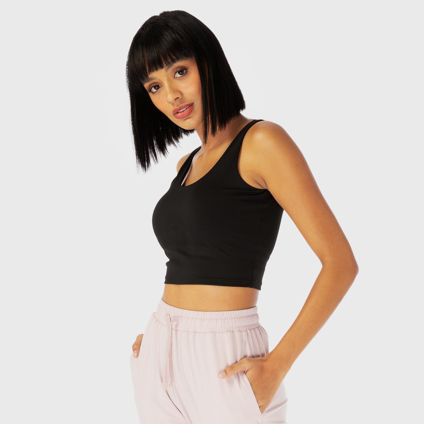 squatwolf-workout-clothes-infinity-performance-brami-black-low-impact-bra-sports-bra-for-gym