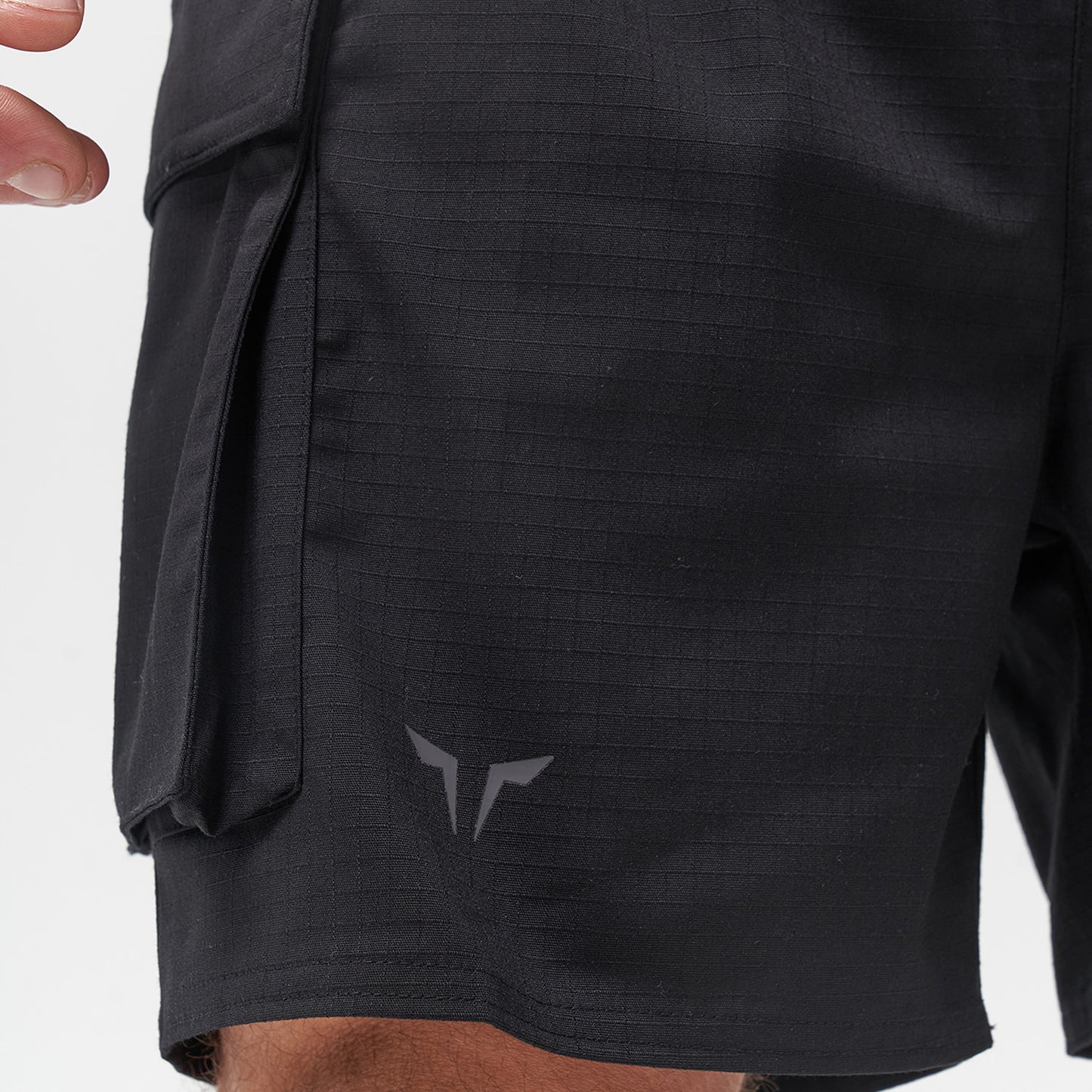 squatwolf-gym-wear-code-2-in-1-cargo-shorts-black-workout-shorts-for-men