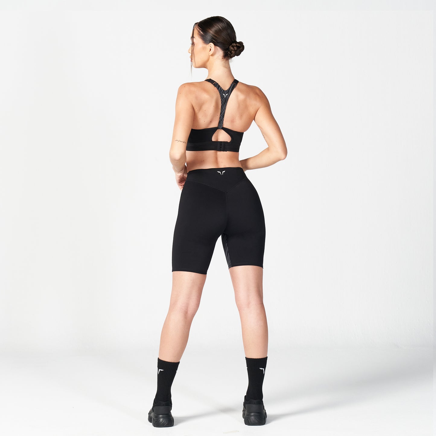 squatwolf-workout-clothes-core-high-support-y-back-bra-black-sports-bra-for-gym