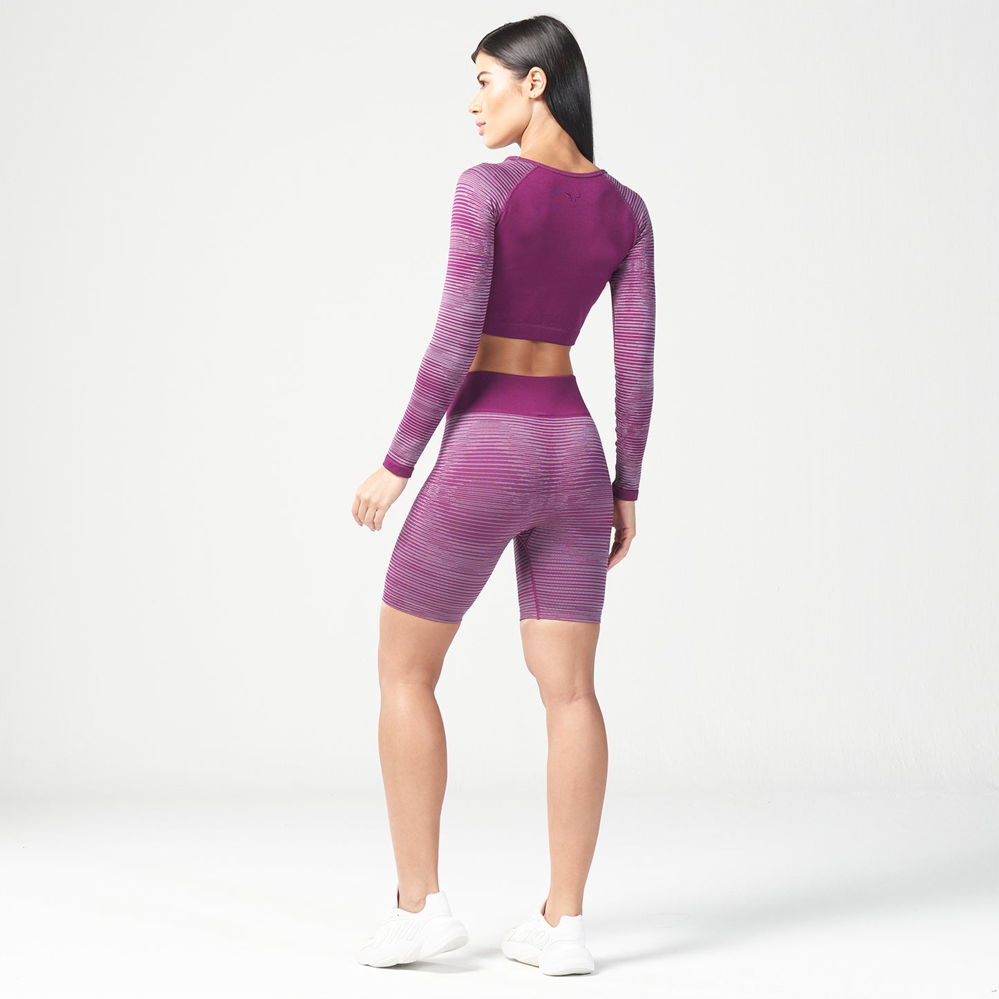squatwolf-workout-clothes-infinity-stripe-seamless-crop-top-dark-purple-gym-t-shirts-for-women