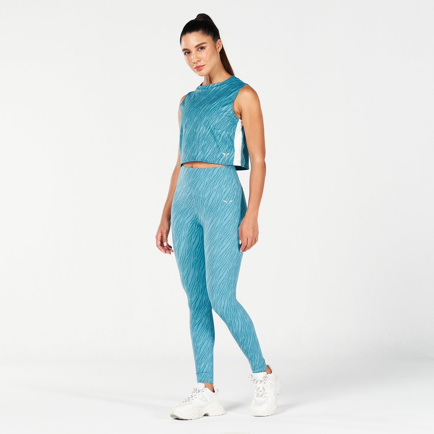 squatwolf-workout-clothes-core-wild-print-crop-tank-delph-blue-gym-tank-tops-for-women