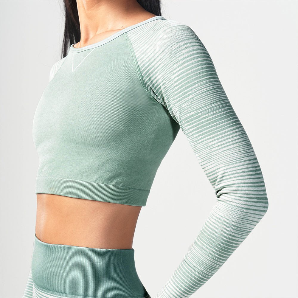 squatwolf-workout-clothes-infinity-stripe-seamless-crop-top-green-surf-gym-t-shirts-for-women