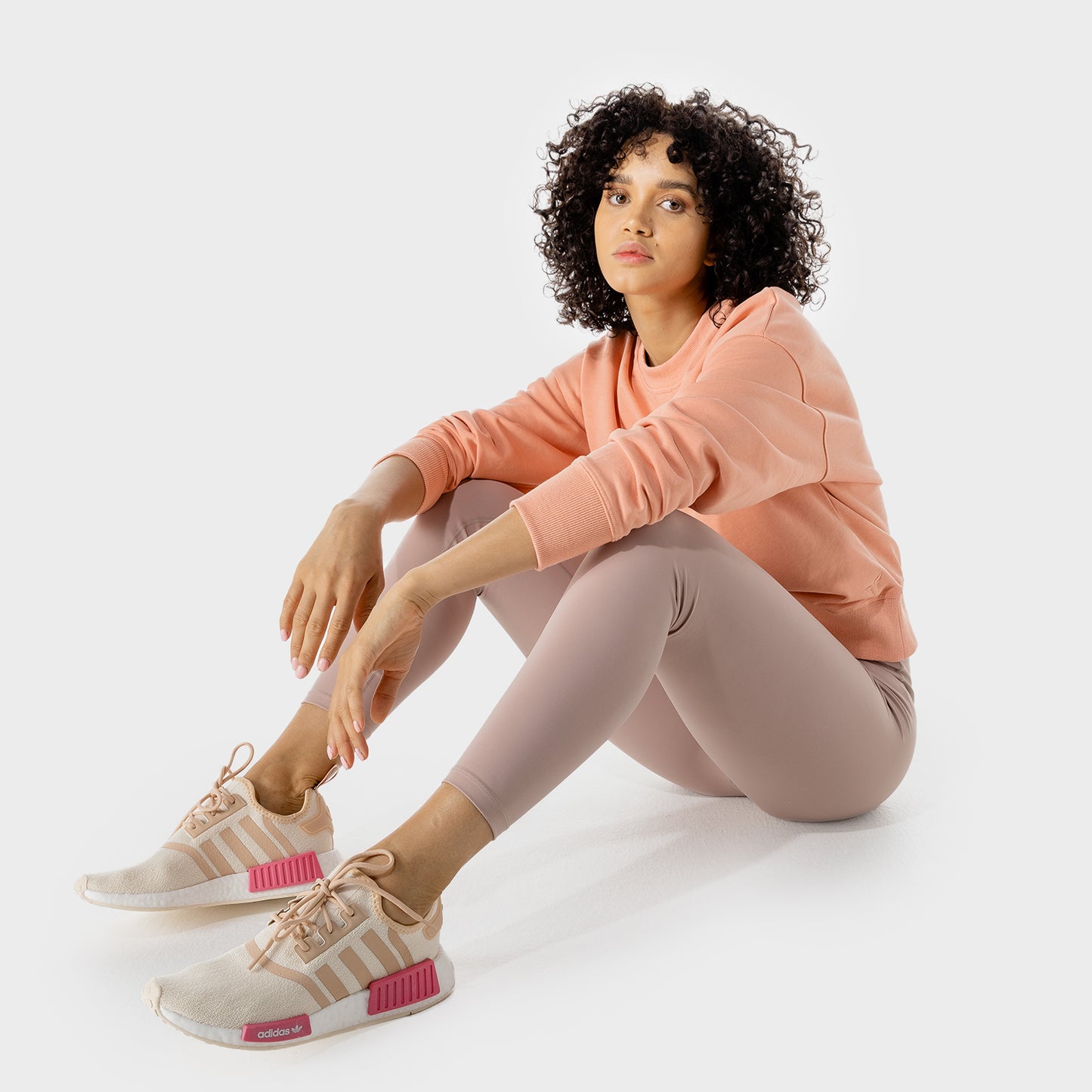 squatwolf-workout-clothes-womens-fitness-sweatshirt-light-pink-gym-t-shirts