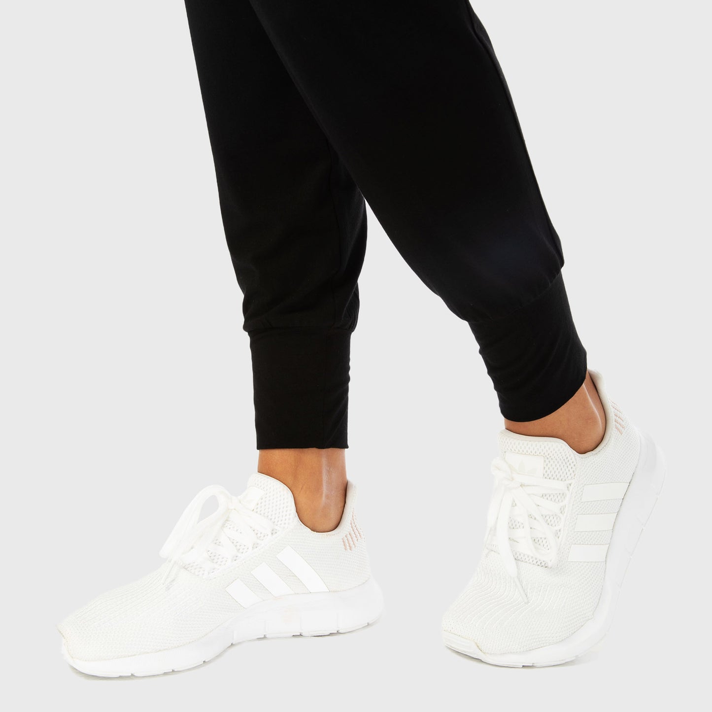 squatwolf-workout-clothes-infinity-studio-joggers-black-gym-pants-for-women