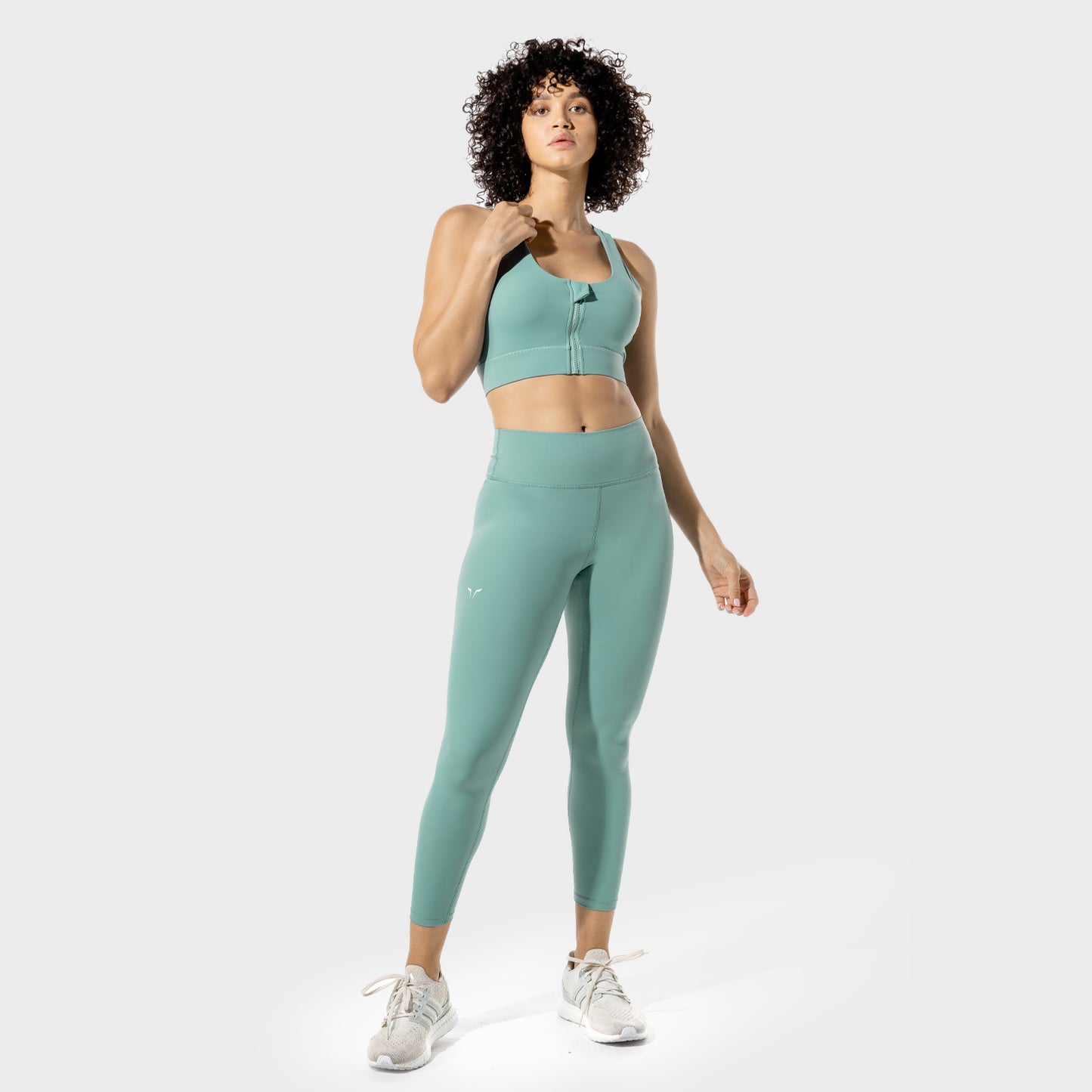 squatwolf-workout-clothes-womens-fitness-zip-up-sports-bra-light-blue-bra-with-removable-padding