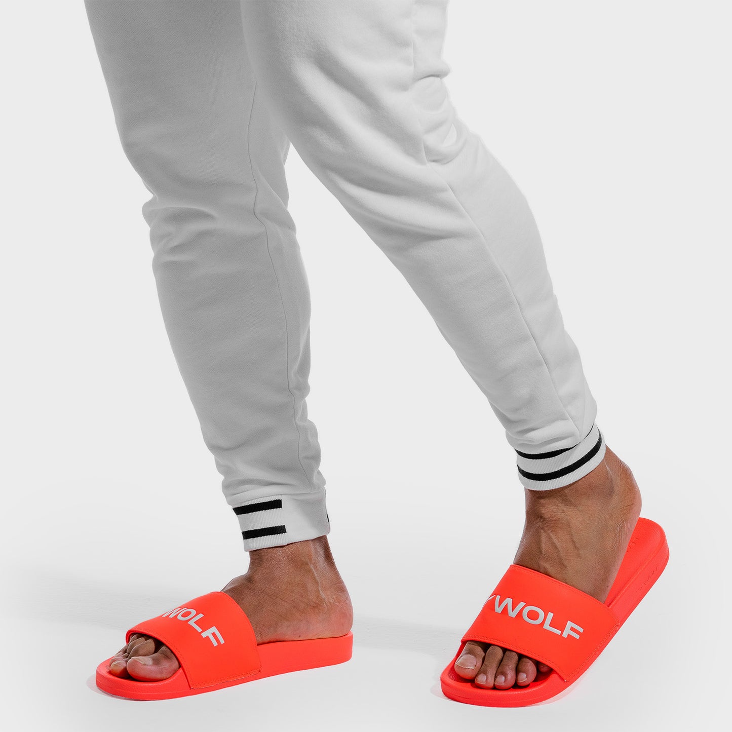 wolf-coral-sliders-men