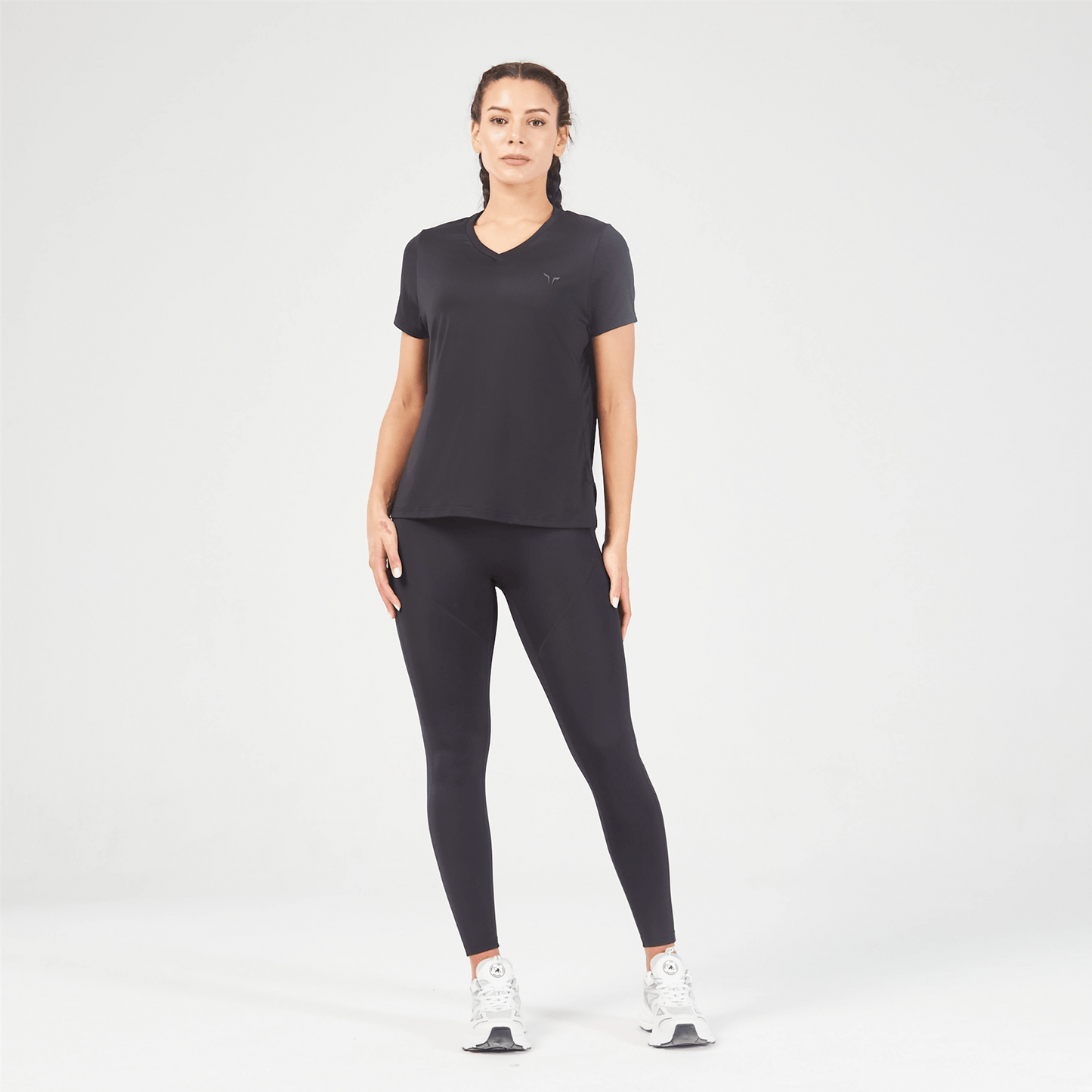 squatwolf-workout-clothes-essential-v-neck-tee-black-gym-t-shirts-for-women