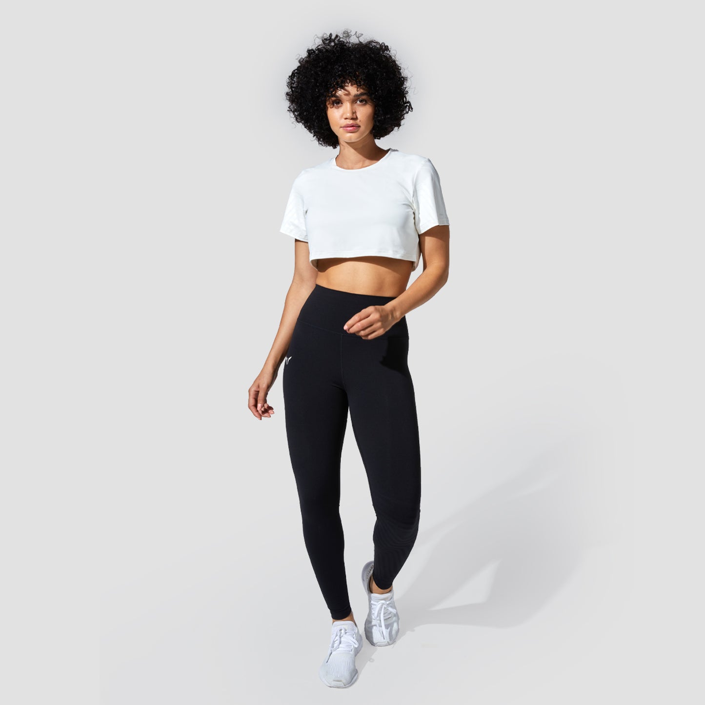 squatwolf-gym-wear-graphic-wave-eyes-crop-top-white-workout-shirts