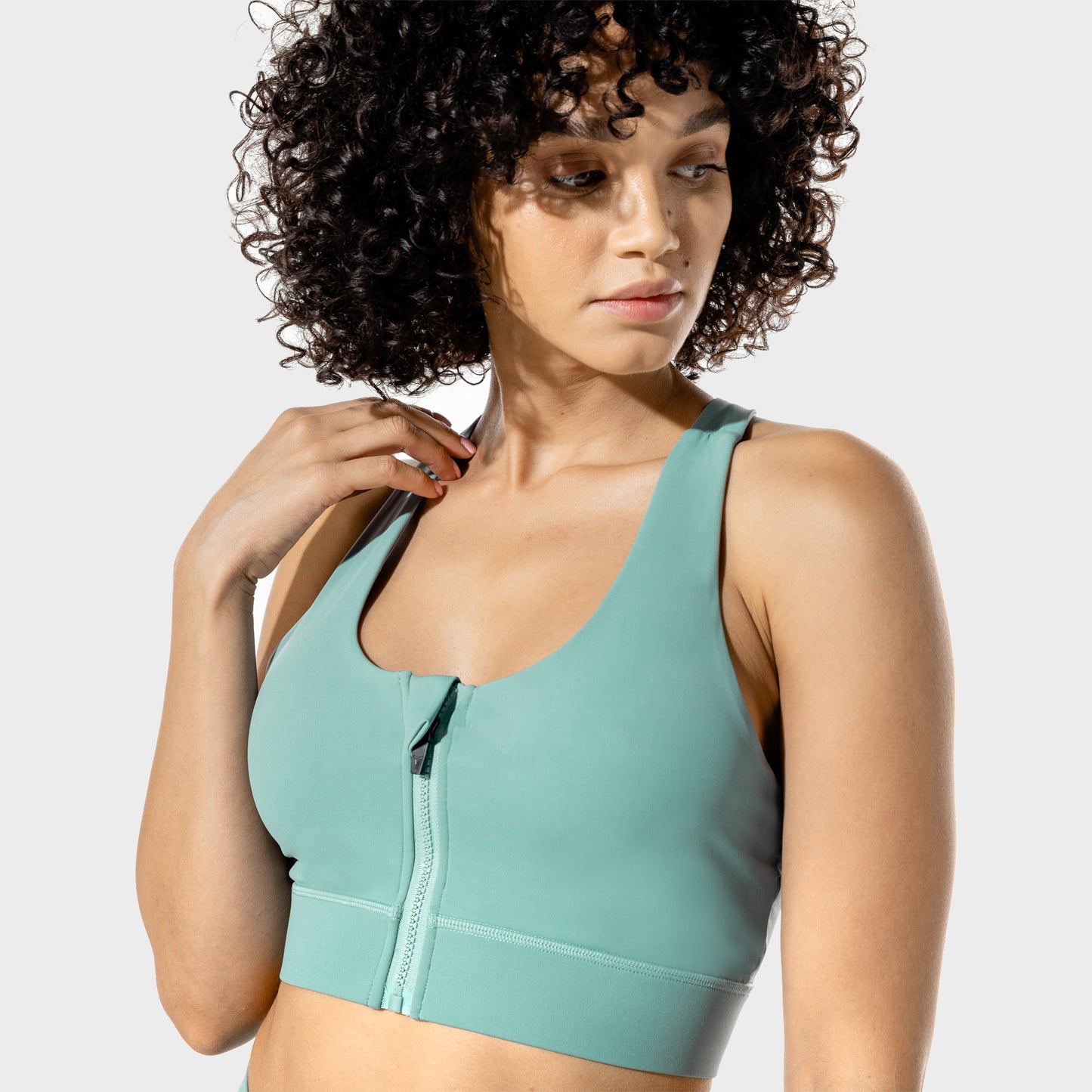 squatwolf-workout-clothes-womens-fitness-zip-up-sports-bra-light-blue-bra-with-removable-padding
