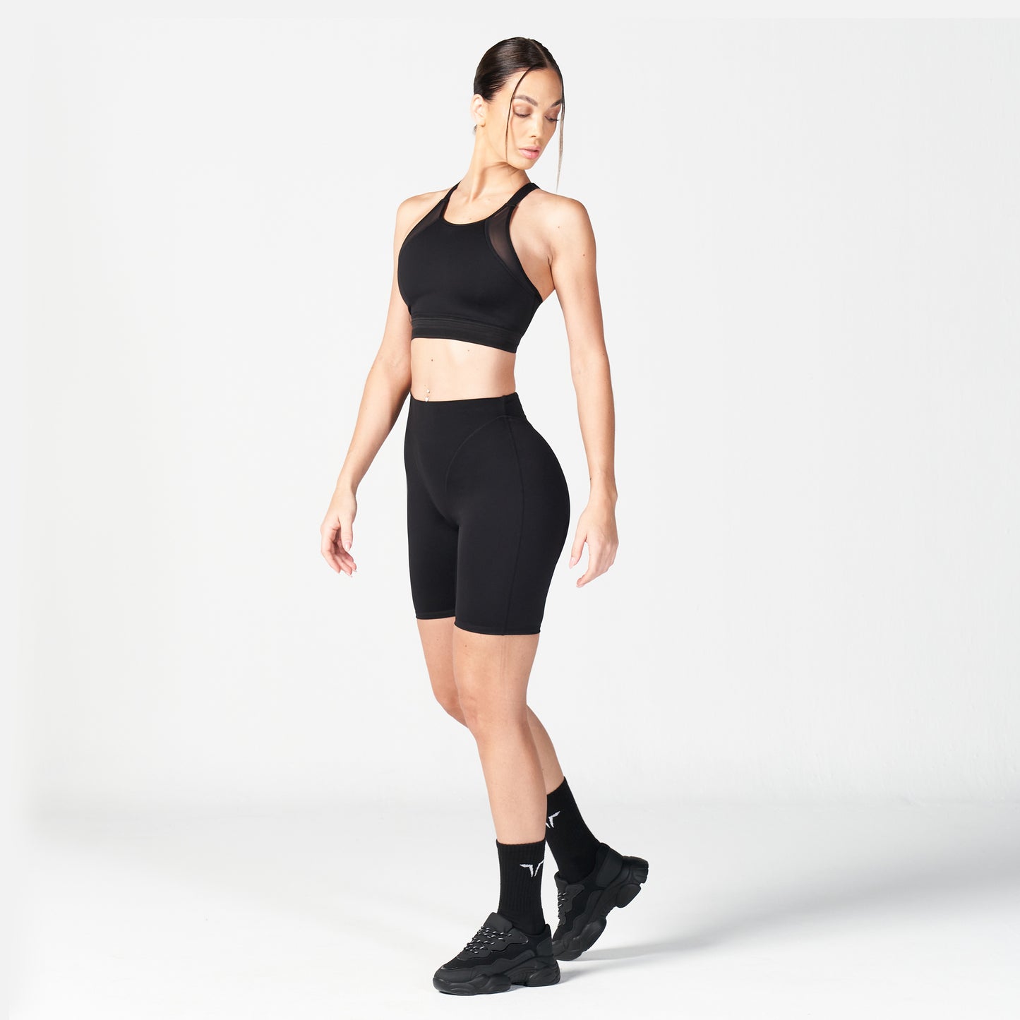 squatwolf-workout-clothes-core-high-support-y-back-bra-black-sports-bra-for-gym