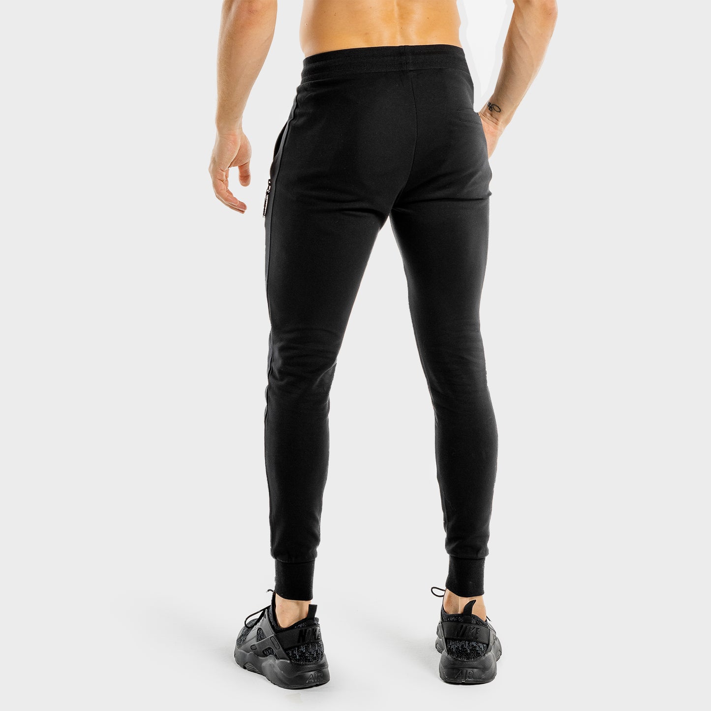 squatwolf-gym-wear-statement-classic-joggers-black-workout-pants-for-men