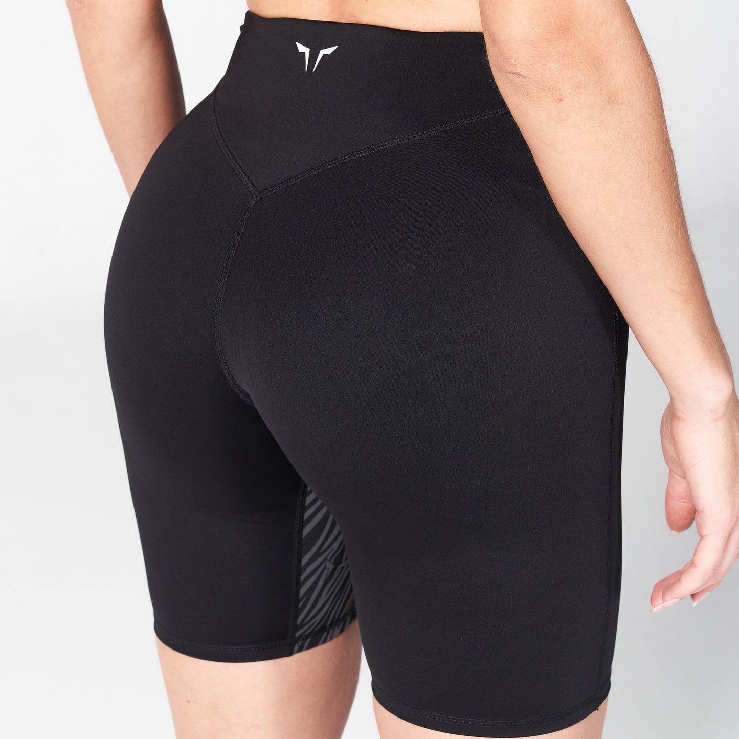 squatwolf-workout-clothes-core-v-biker-shorts-black-bike-shorts-women