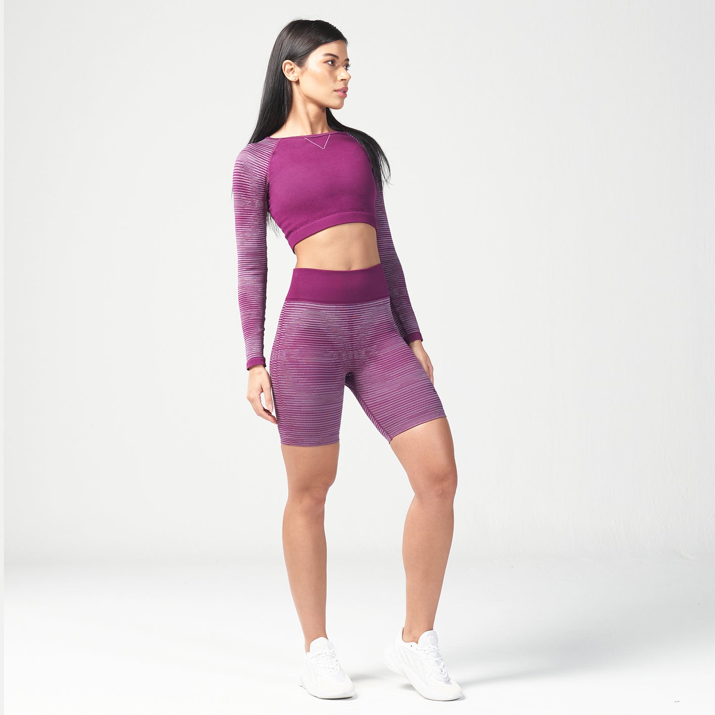 squatwolf-workout-clothes-infinity-stripe-seamless-crop-top-dark-purple-gym-t-shirts-for-women